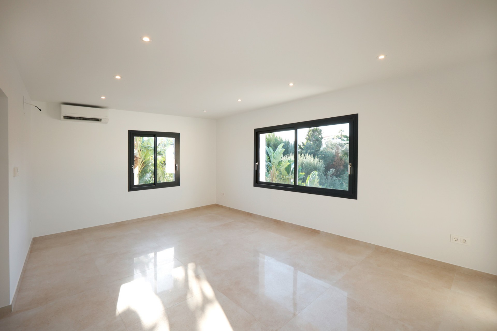 Sale - Villa -
Calpe