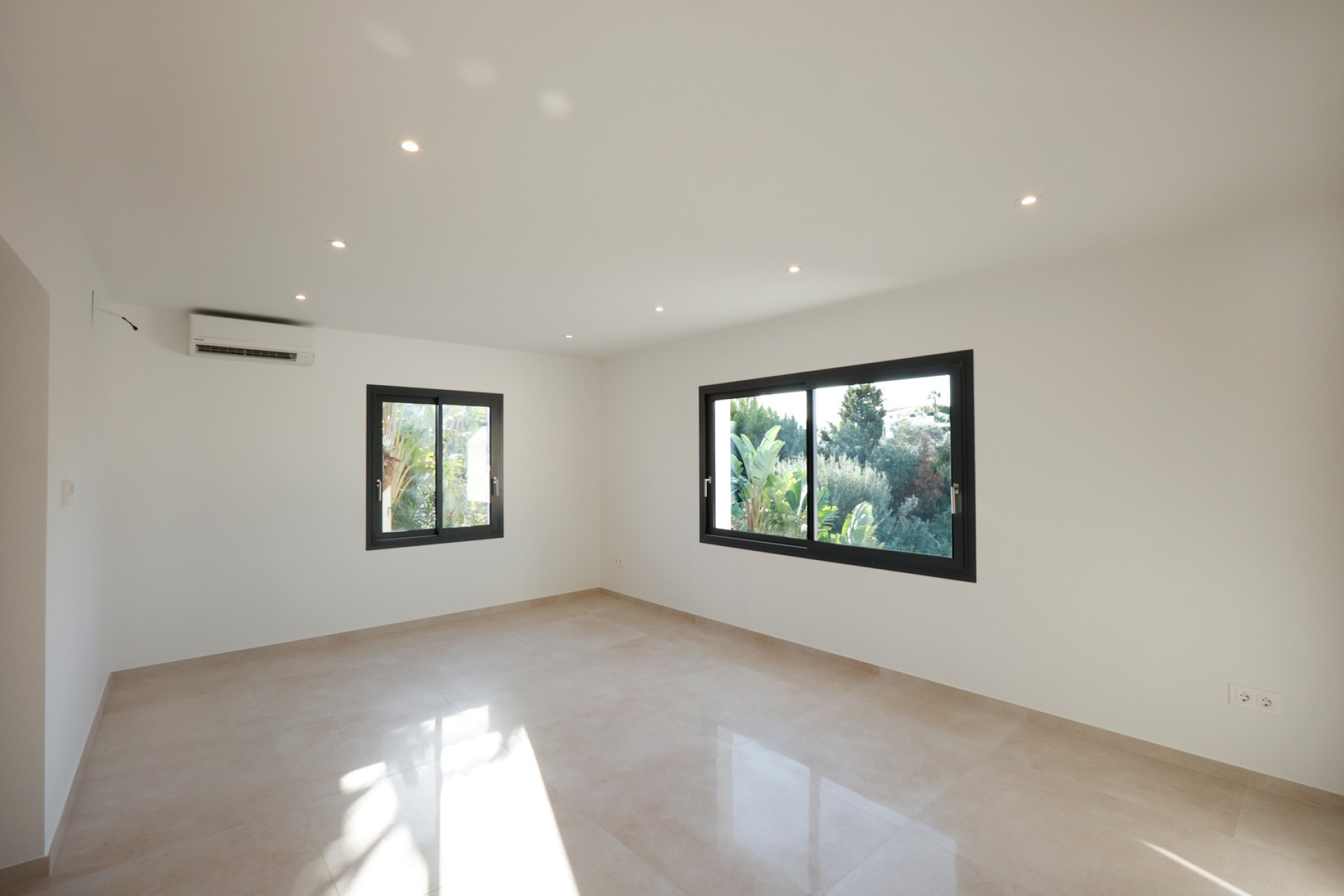 Sale - Villa -
Calpe