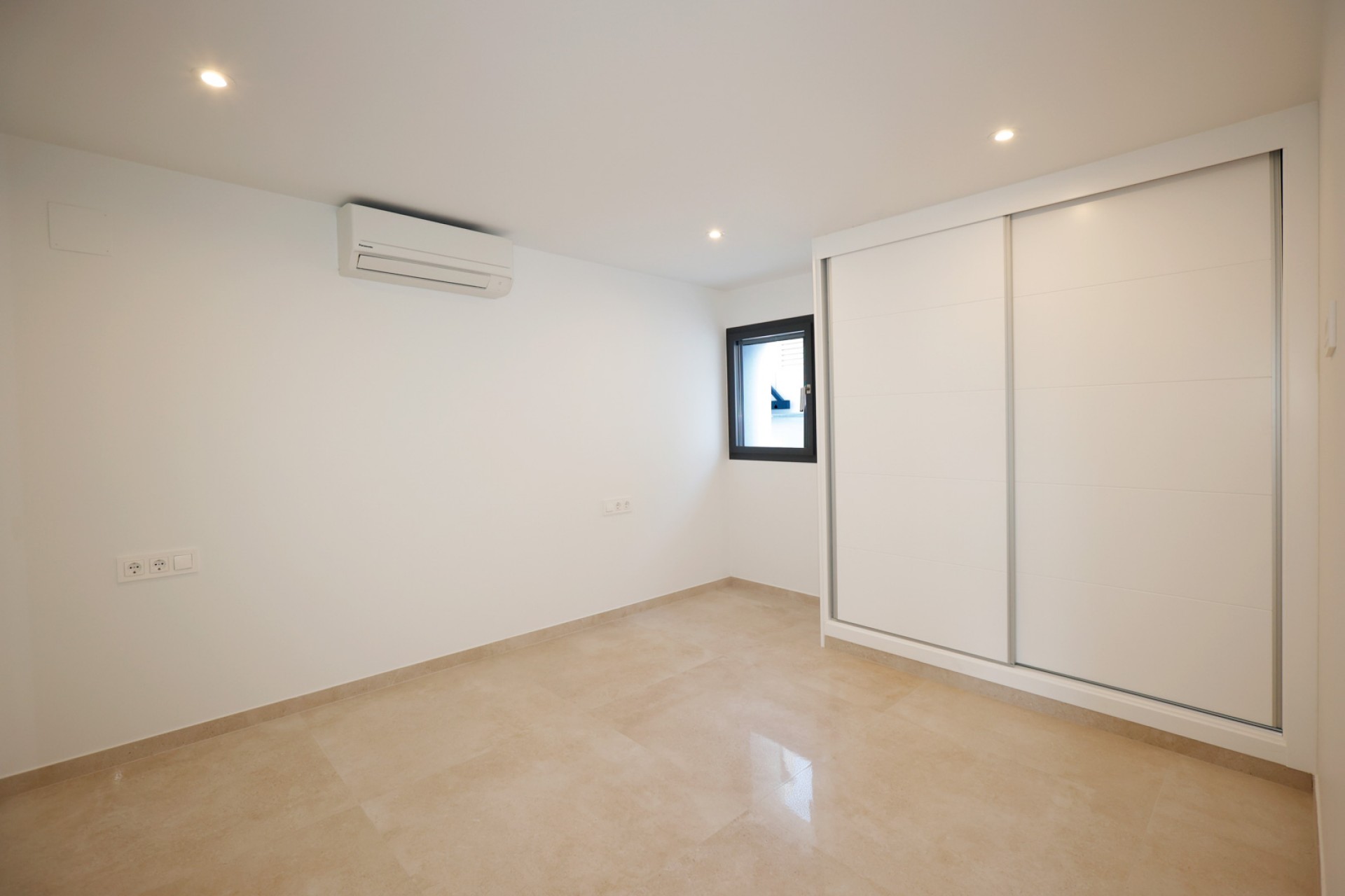 Sale - Villa -
Calpe