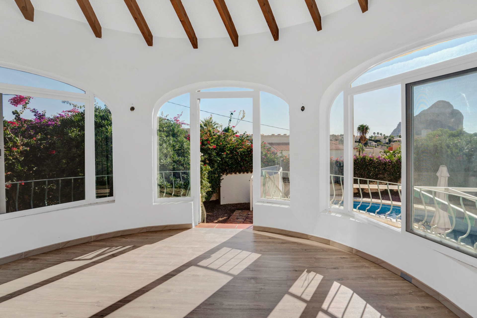 Sale - Villa -
Calpe