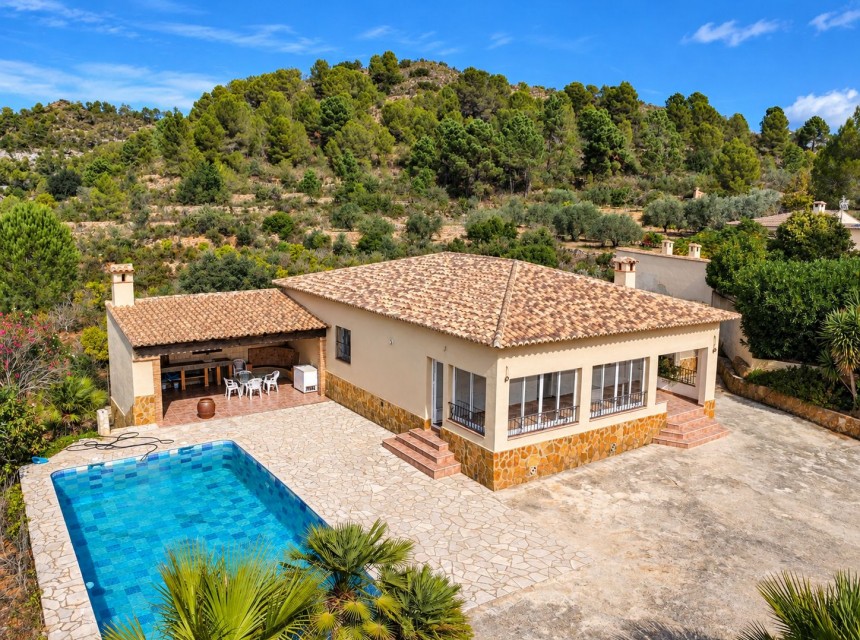 Sale - Villa -
Cuatretonda