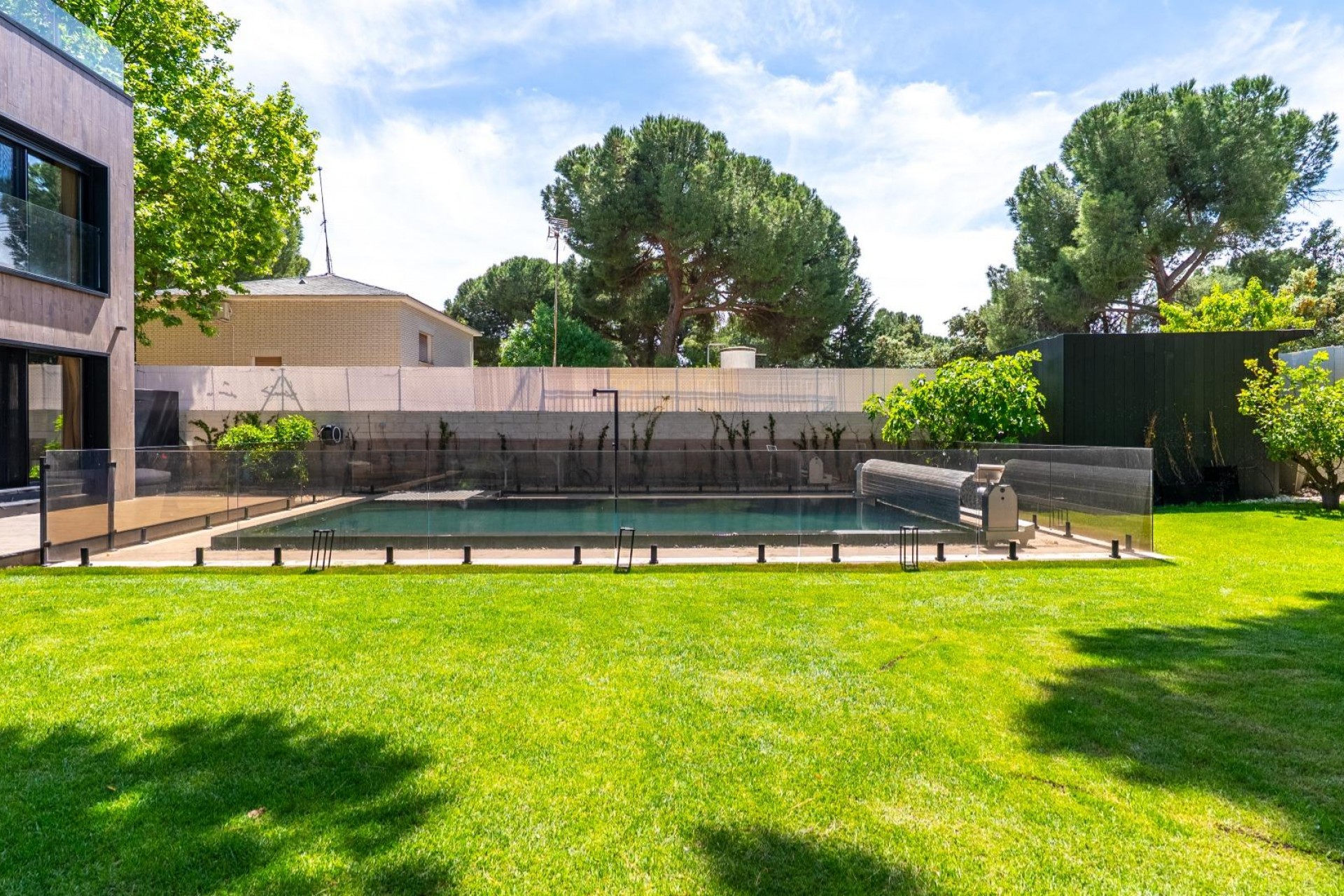 Sale - Villa de Lujo -
Pozuelo de Alarcon - La Cabaña