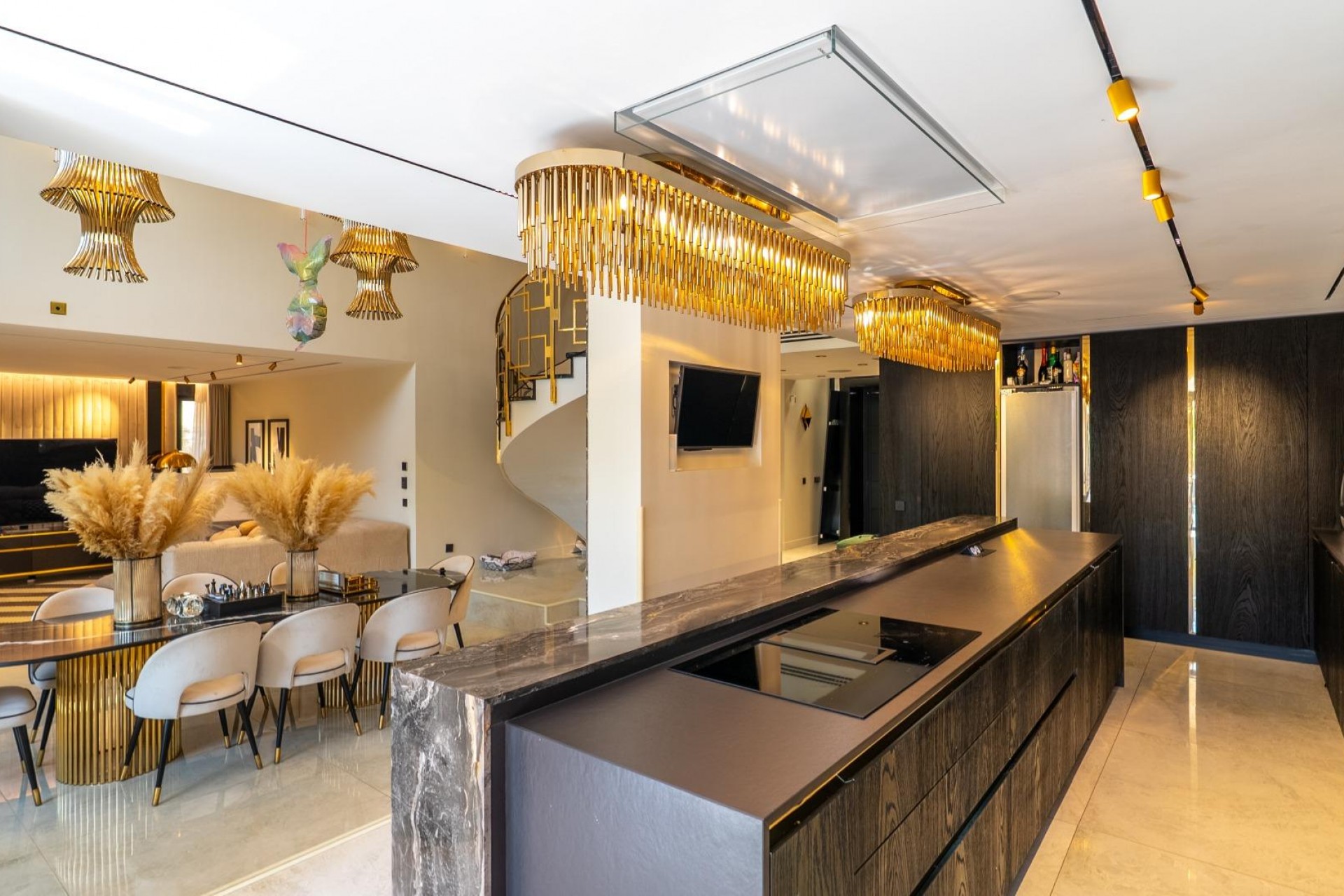 Sale - Villa de Lujo -
Pozuelo de Alarcon - La Cabaña