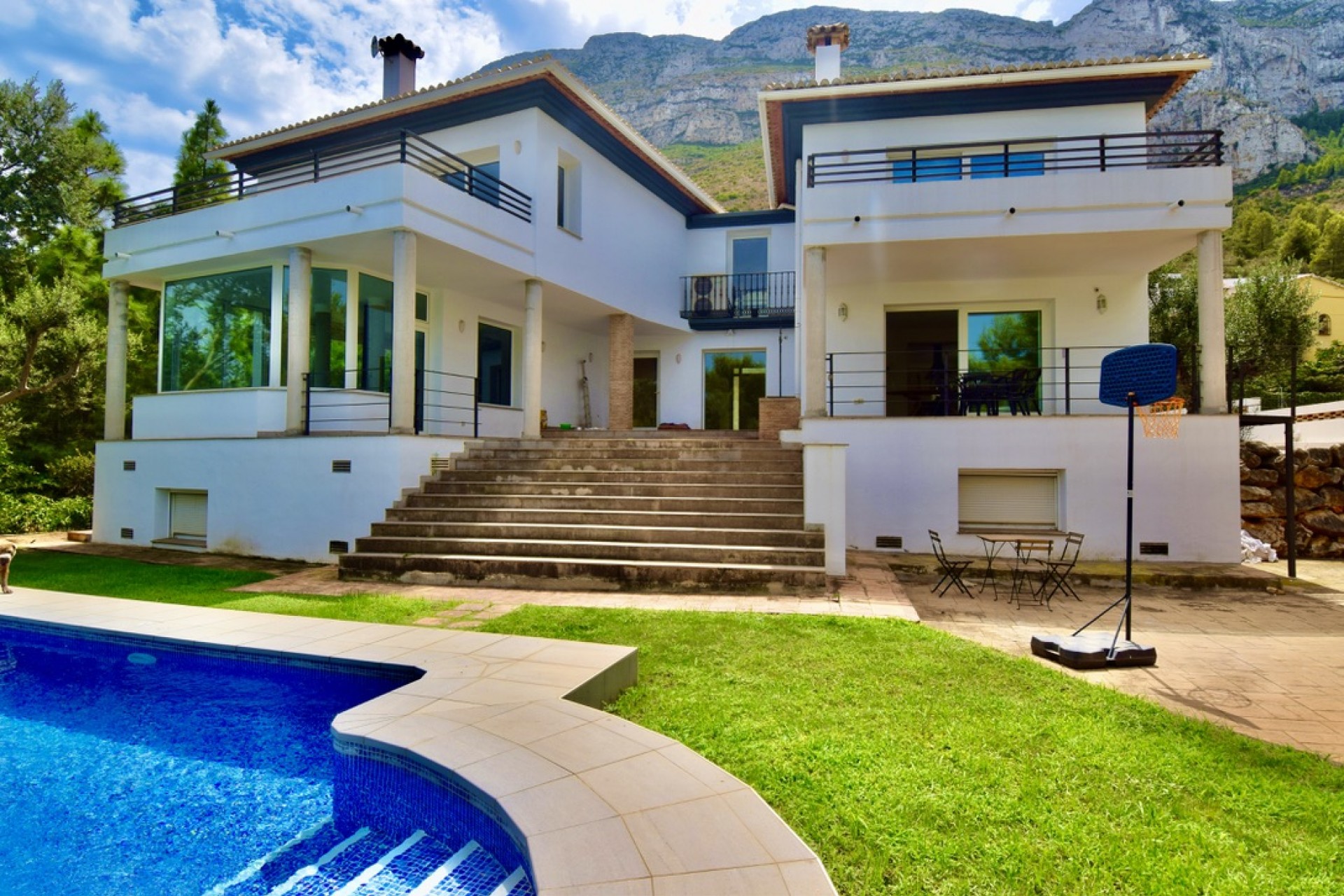 Sale - Villa -
Denia - El pinaret