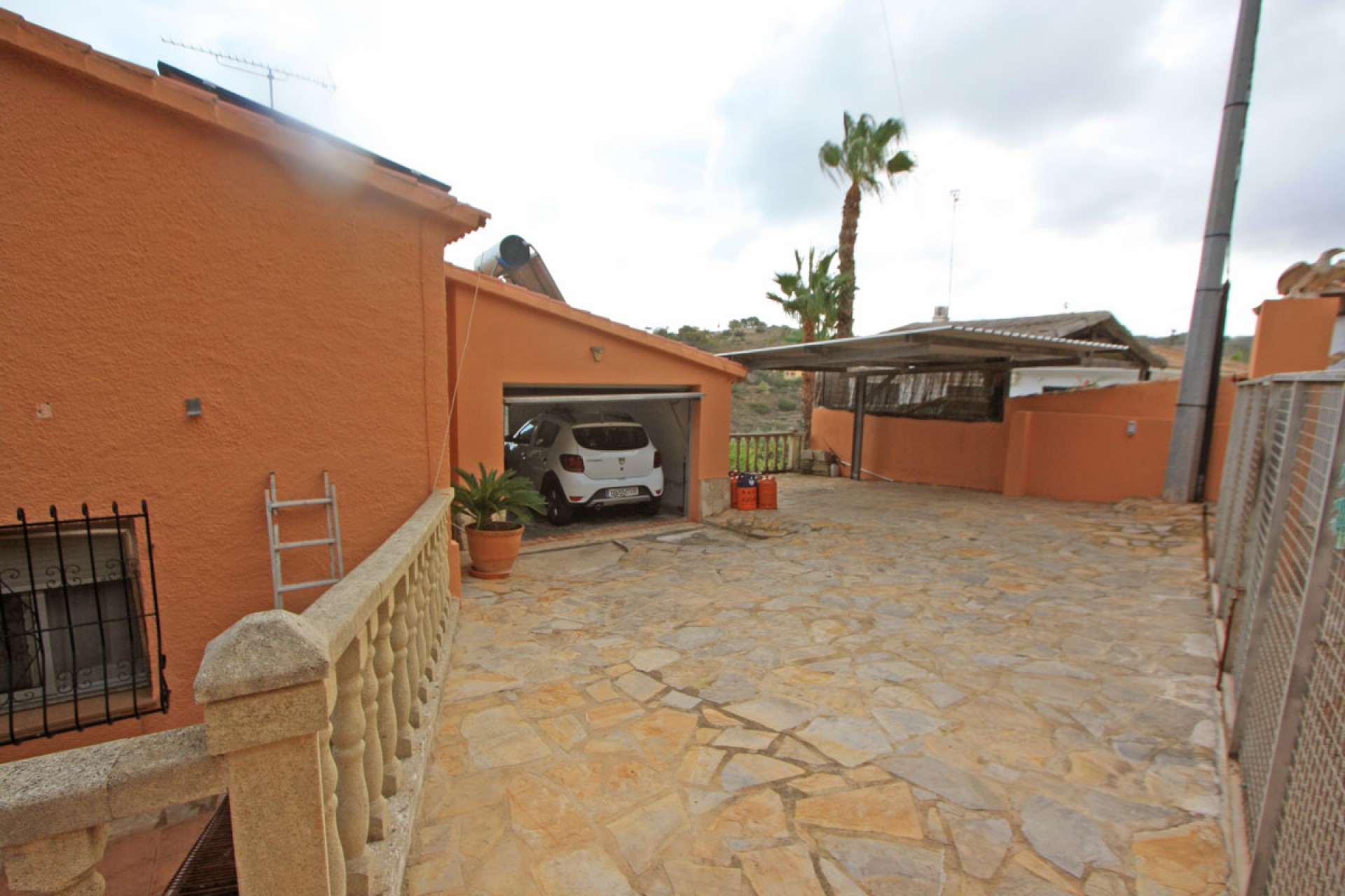 Sale - Villa -
Denia - Montgo