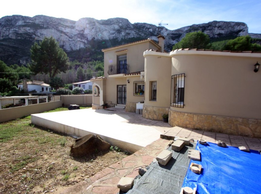 Sale - Villa -
Denia - Montgo