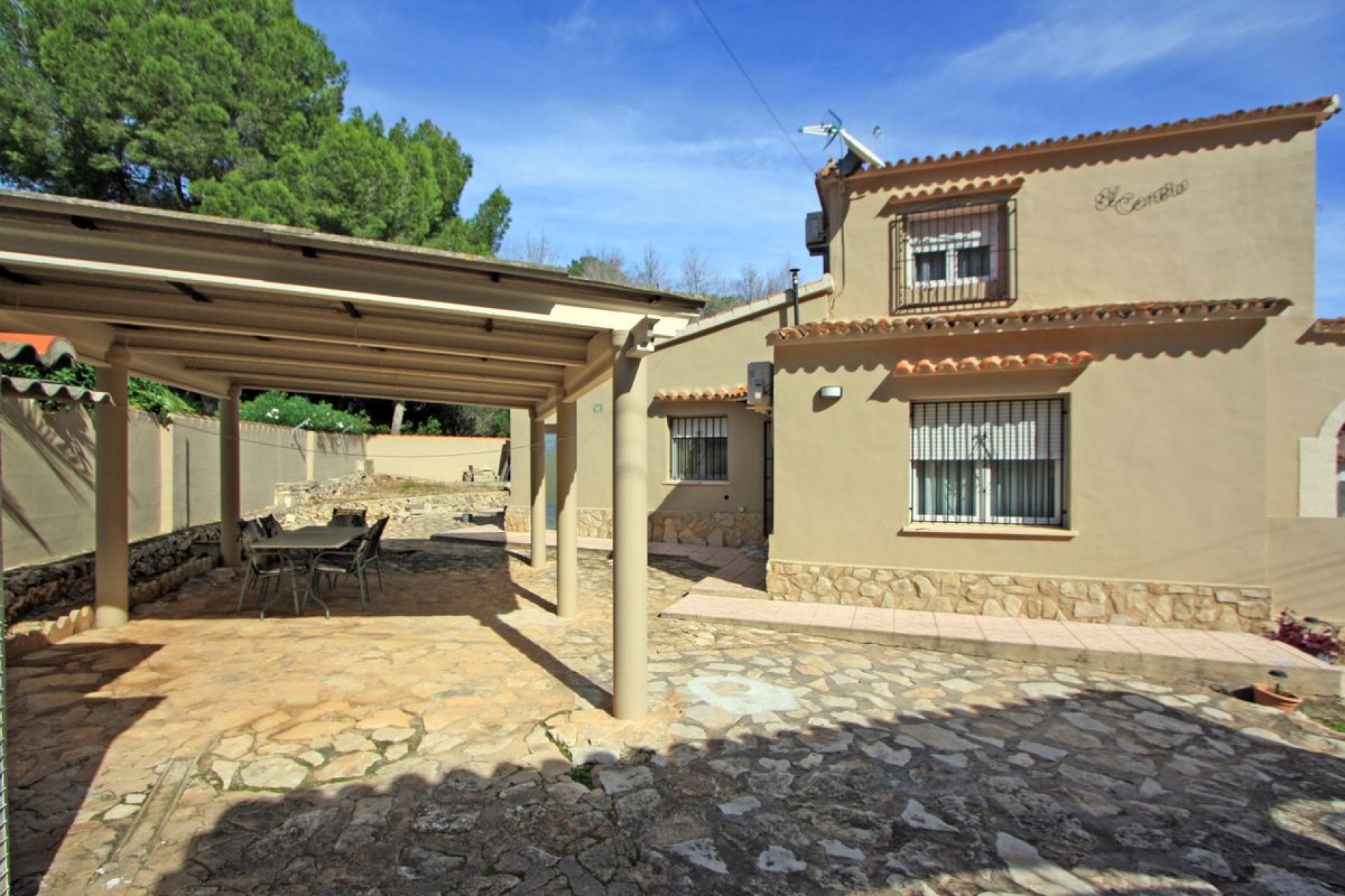 Sale - Villa -
Denia - Montgo