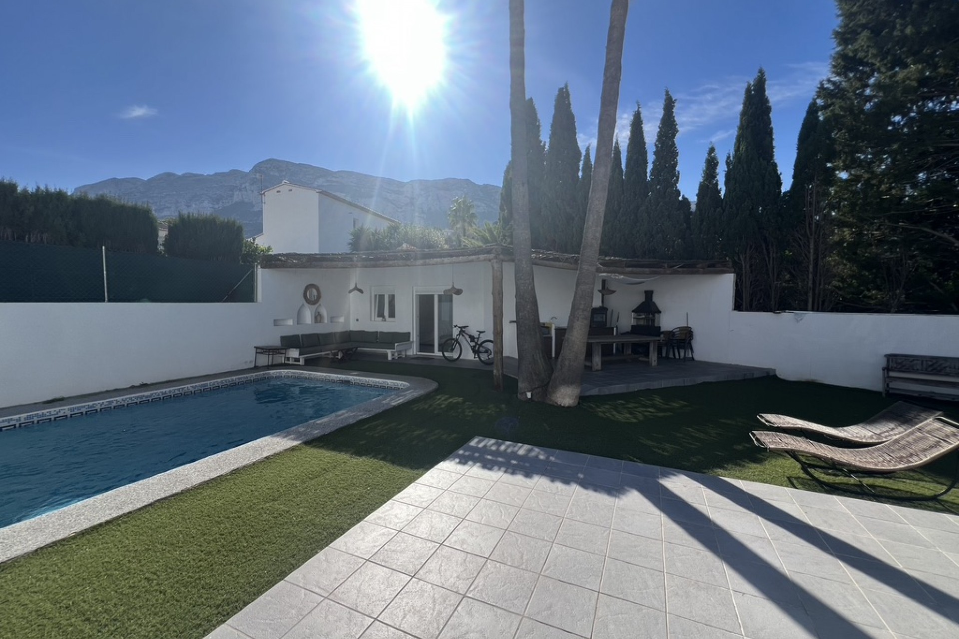 Sale - Villa -
Denia - Tossal Gross