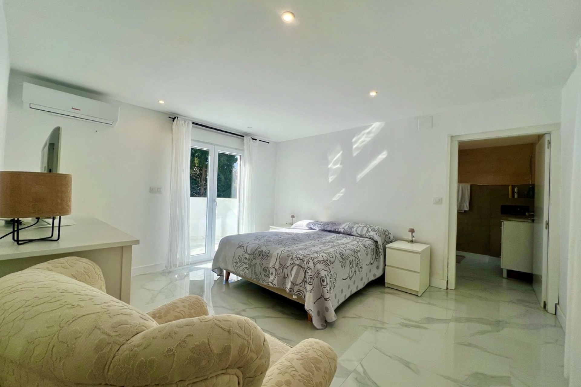 Sale - Villa -
Denia - Tossal Gross
