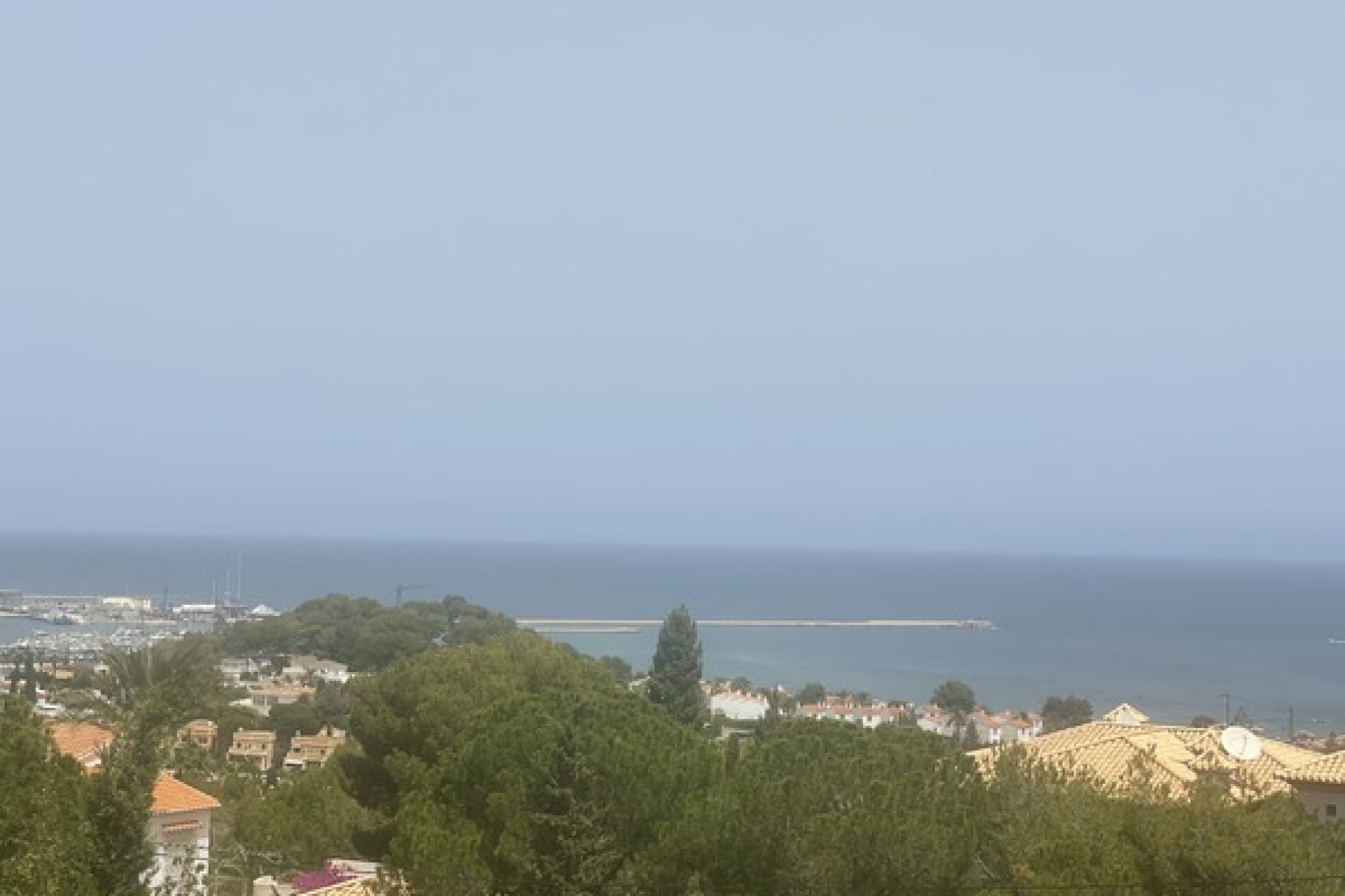 Sale - Villa -
Denia