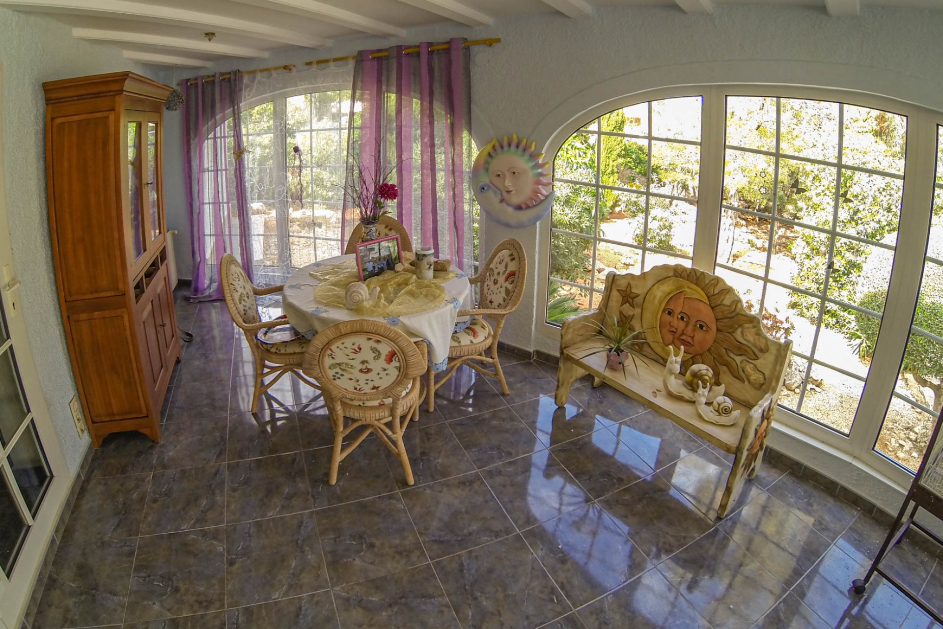 Sale - Villa -
Denia