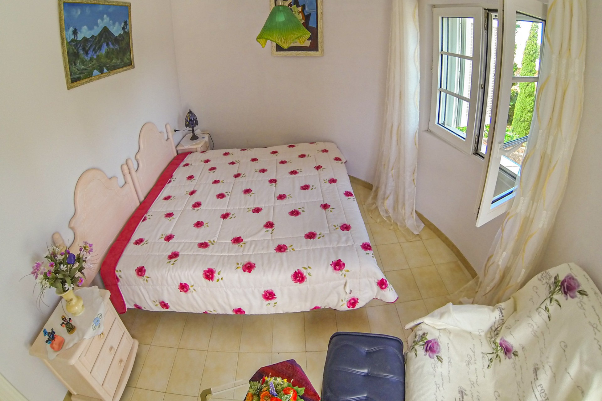 Sale - Villa -
Denia