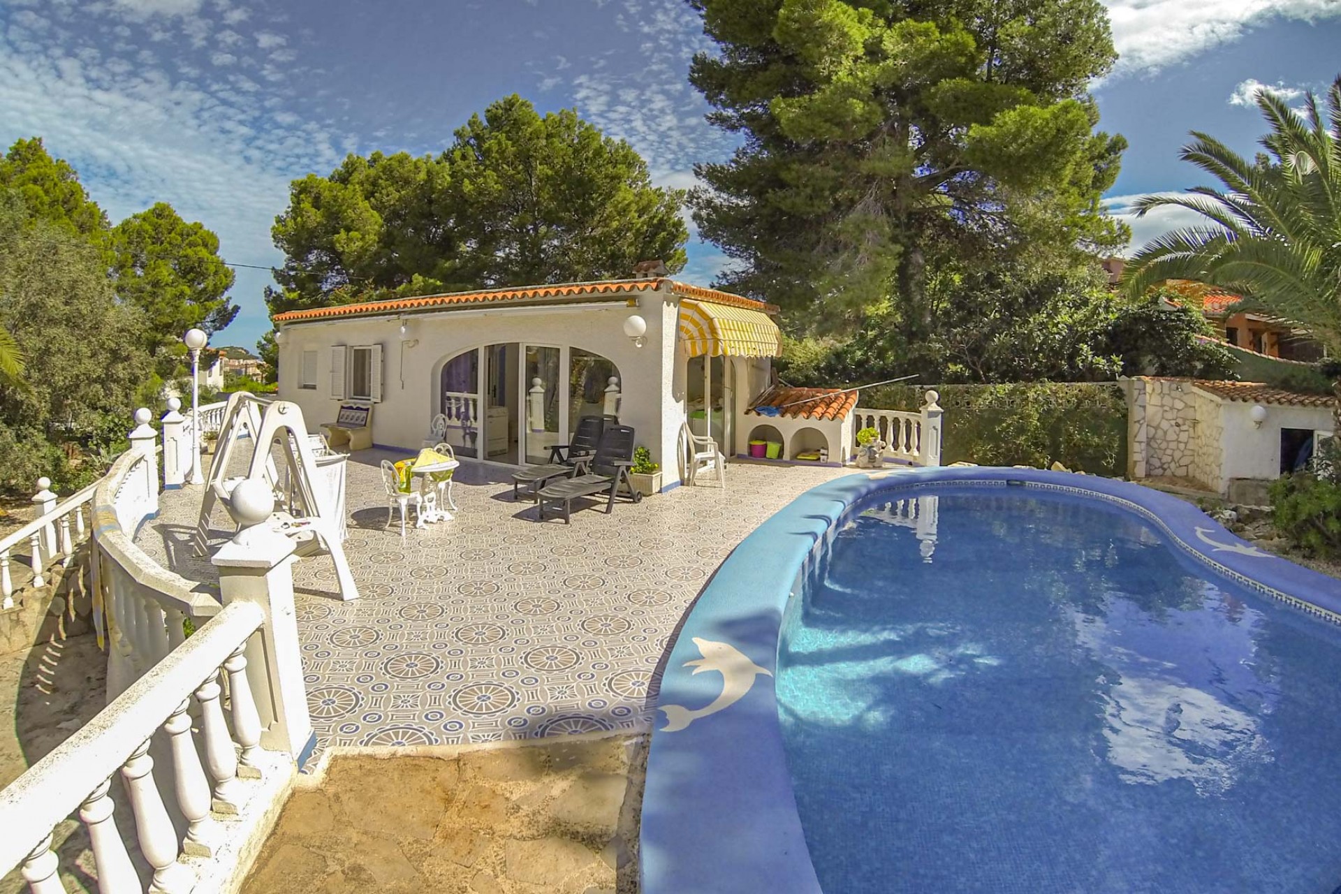 Sale - Villa -
Denia