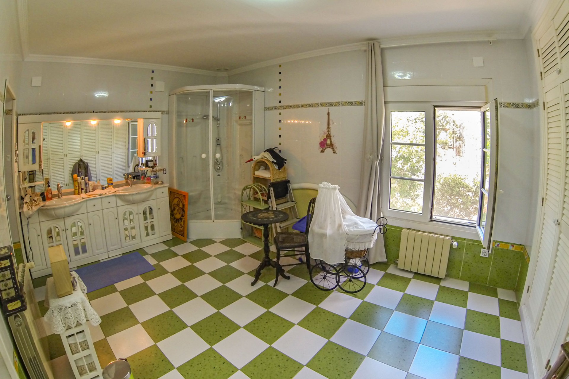 Sale - Villa -
Denia