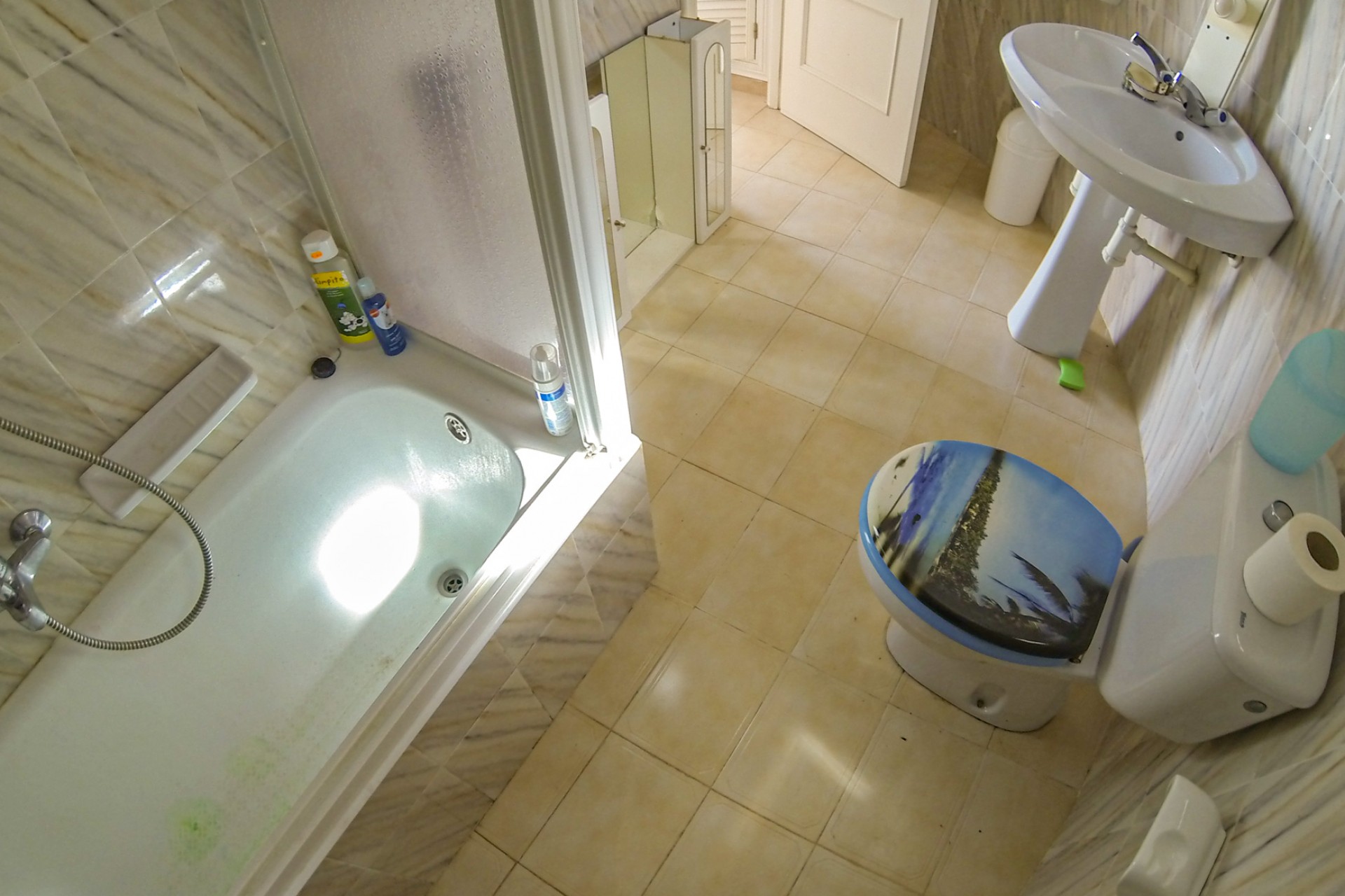 Sale - Villa -
Denia