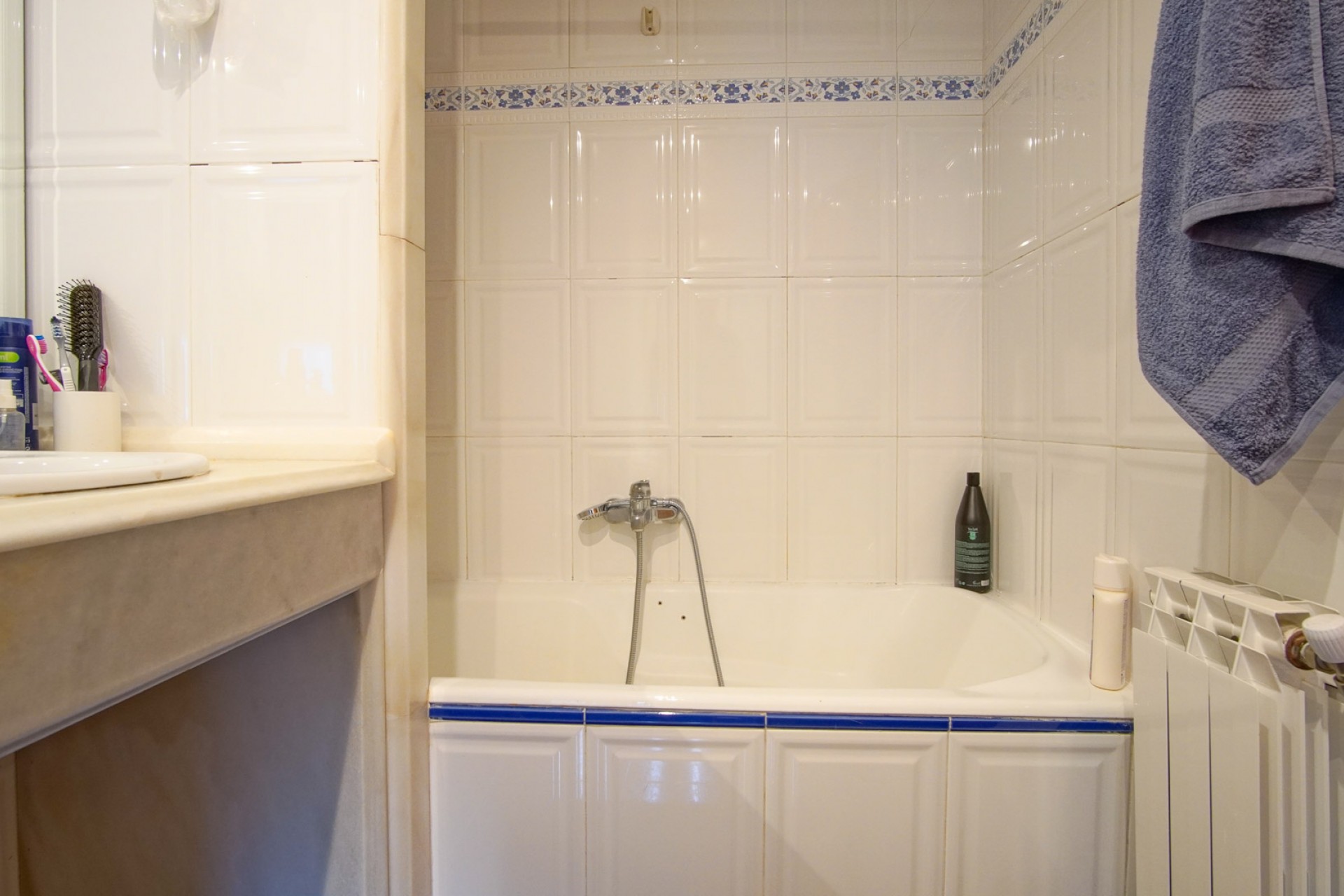 Sale - Villa -
Denia