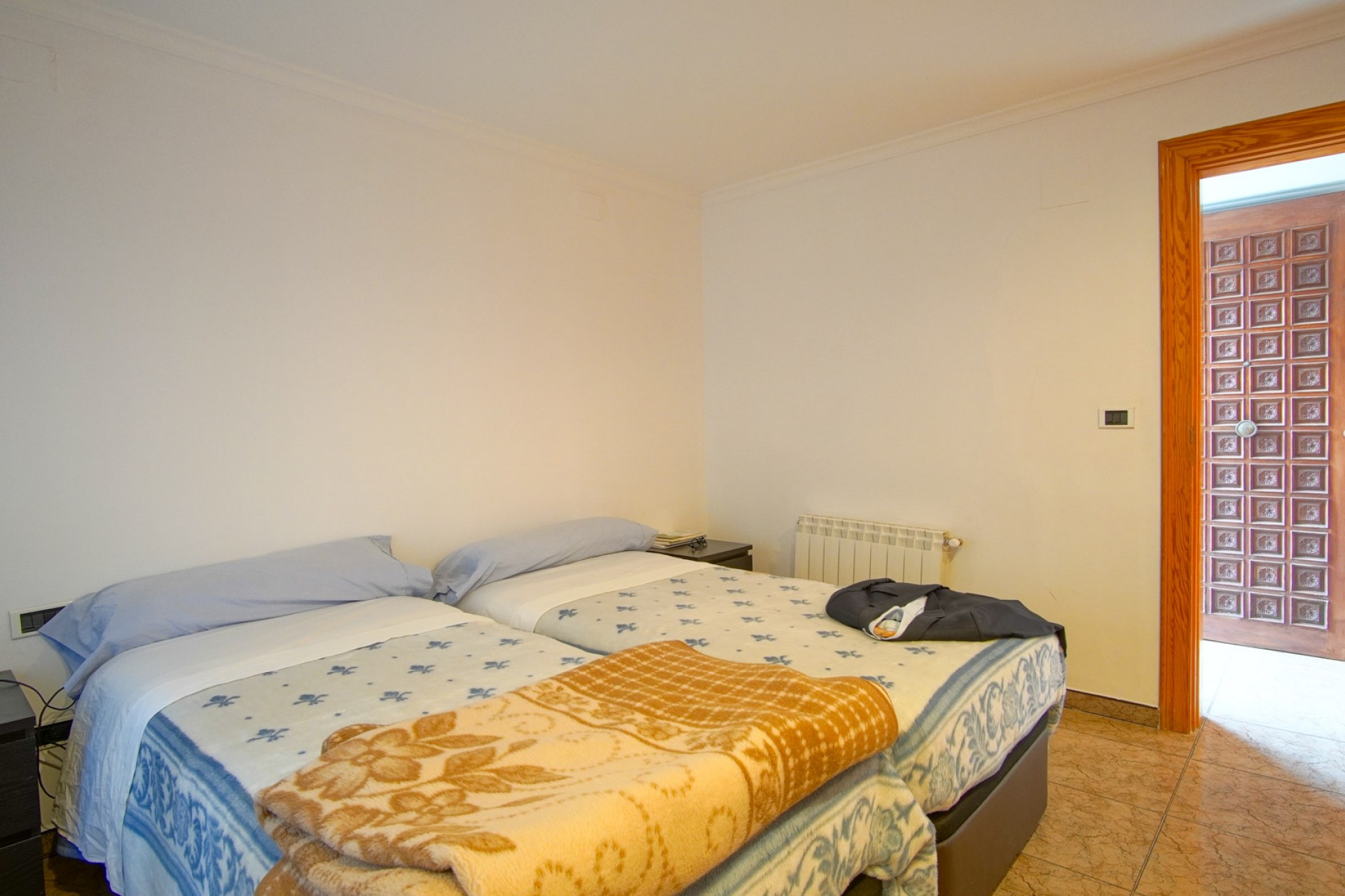 Sale - Villa -
Denia