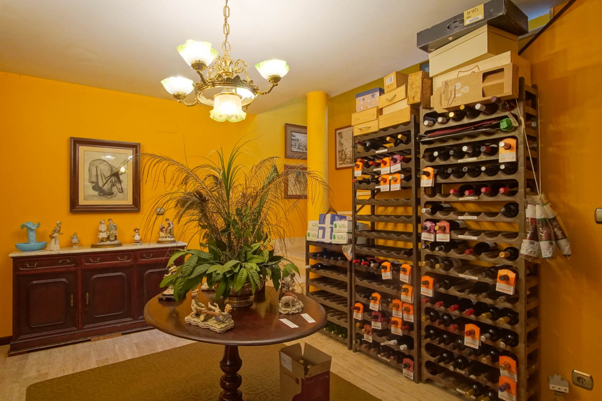 Sale - Villa -
Denia