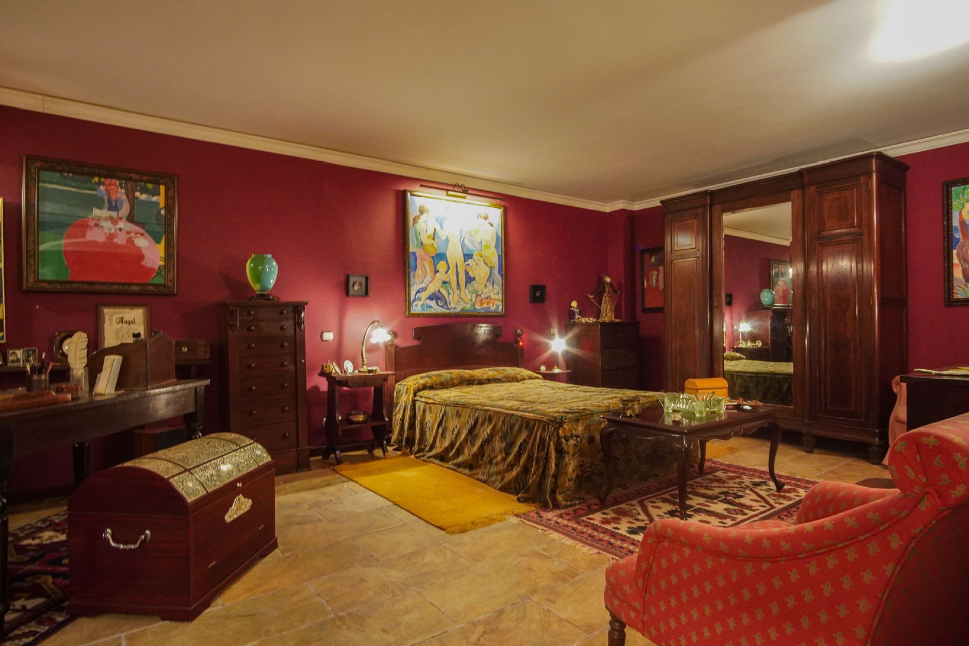 Sale - Villa -
Denia