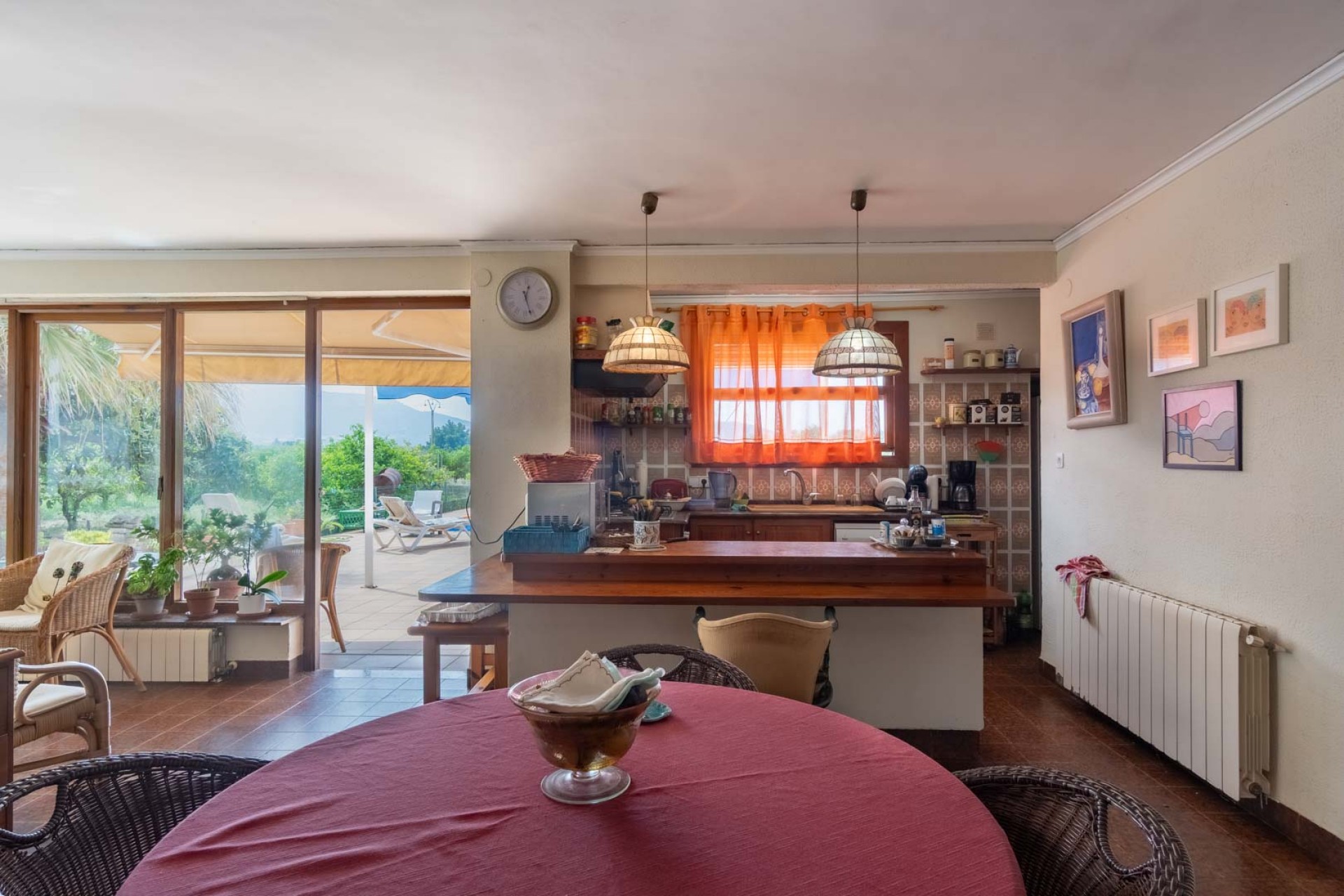 Sale - Villa -
Denia