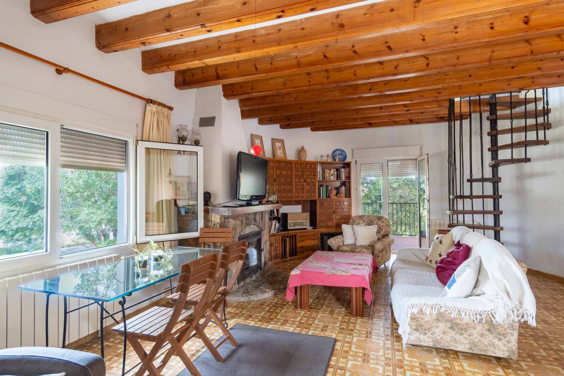 Sale - Villa -
Denia