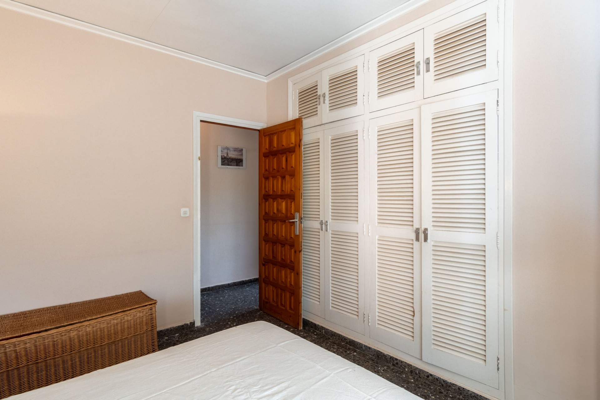 Sale - Villa -
Denia