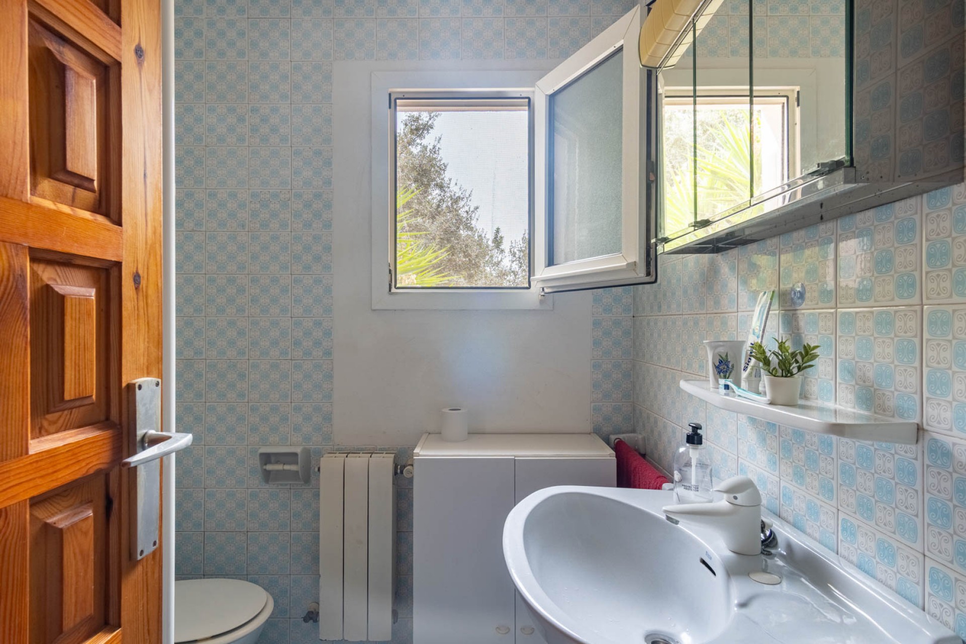 Sale - Villa -
Denia