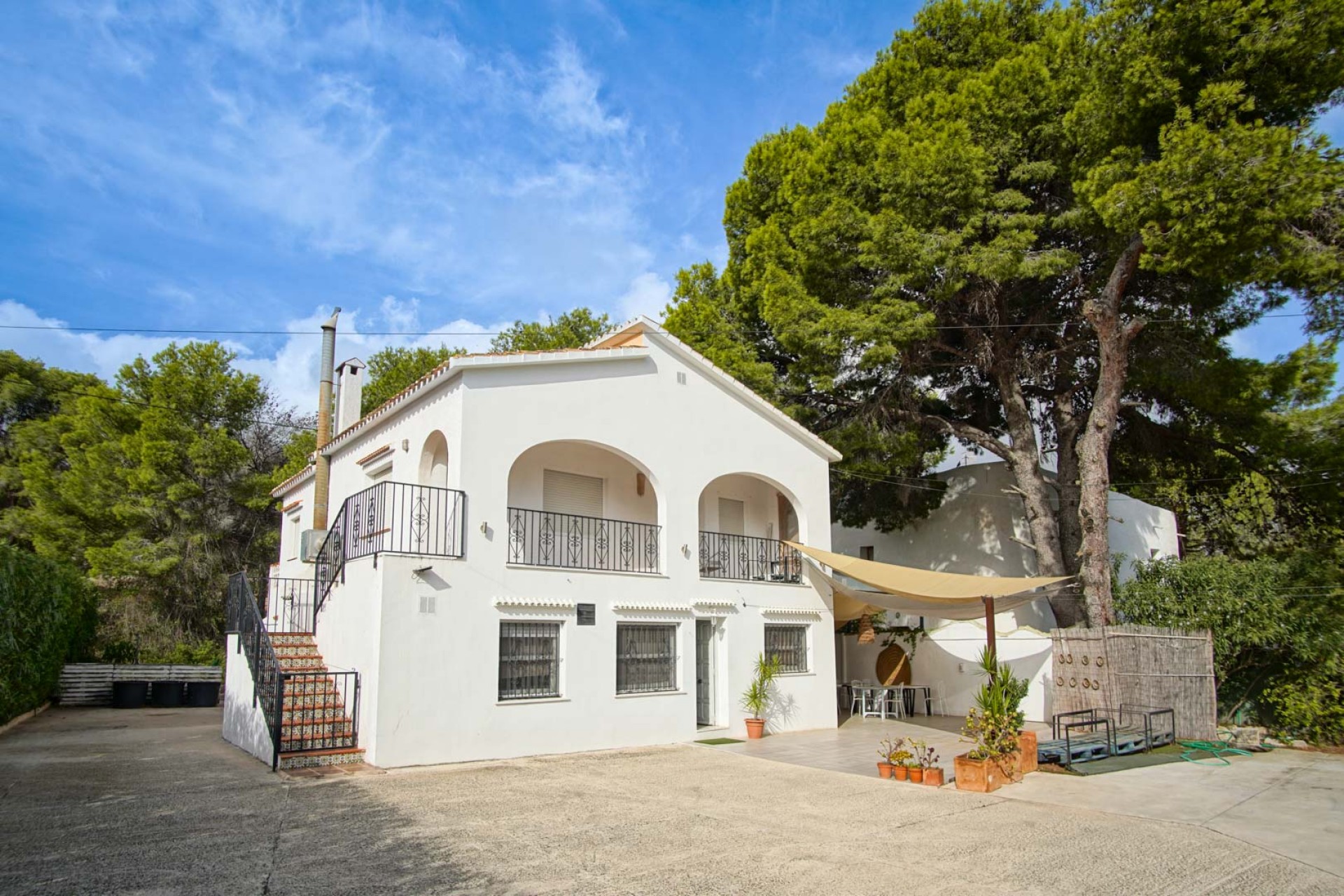 Sale - Villa -
Denia