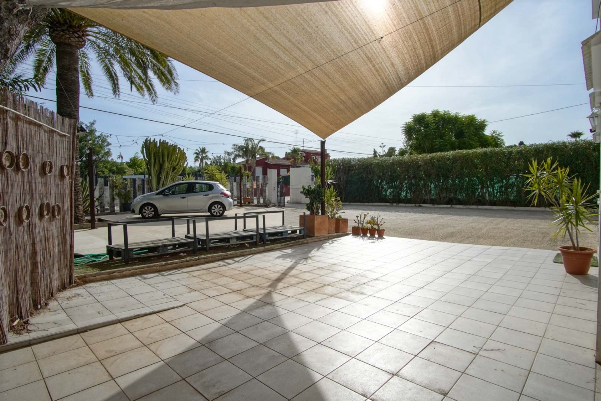 Sale - Villa -
Denia
