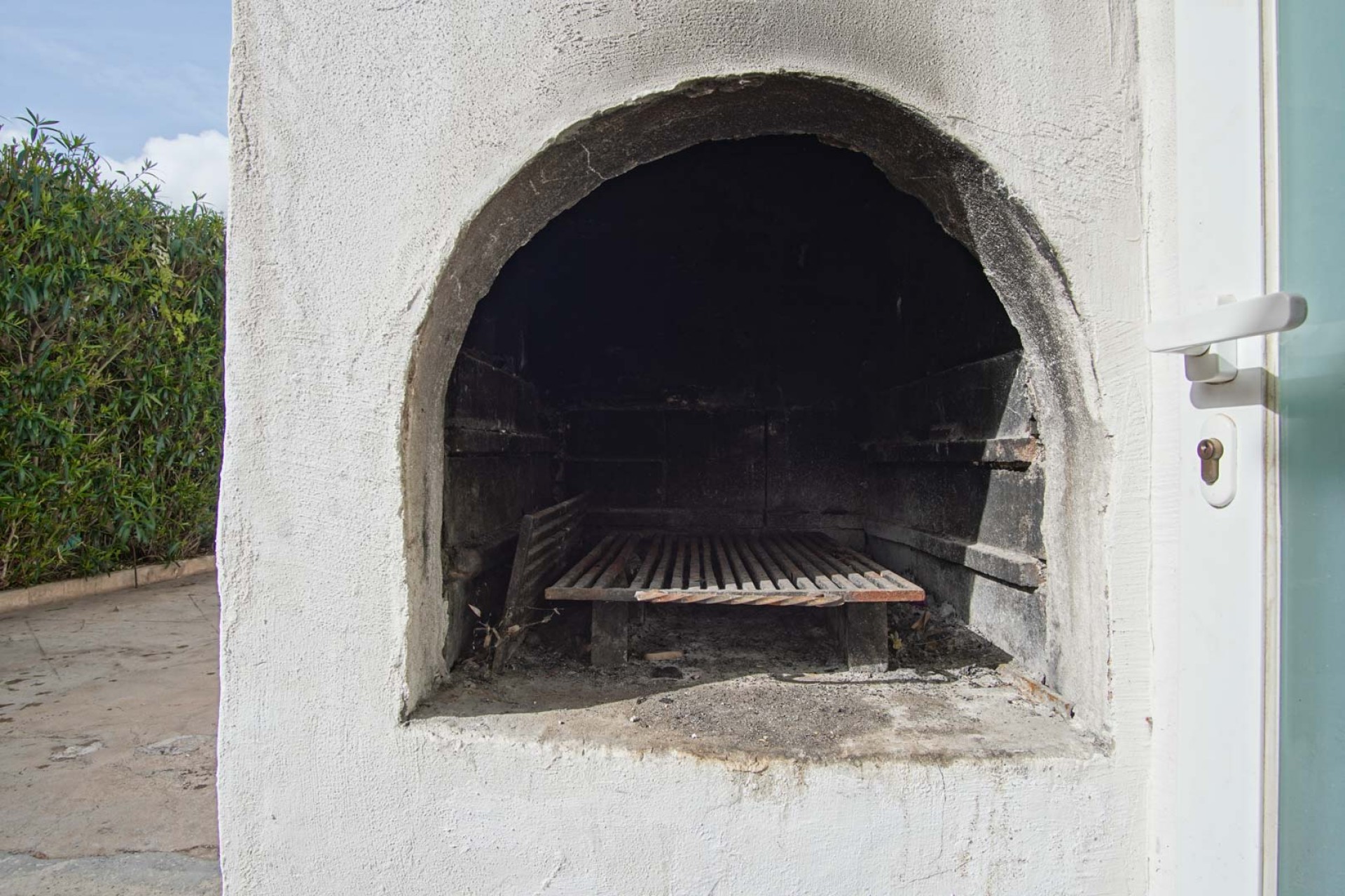 Sale - Villa -
Denia