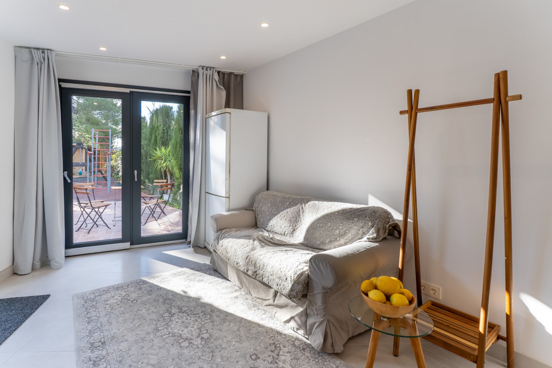 Sale - Villa -
Denia