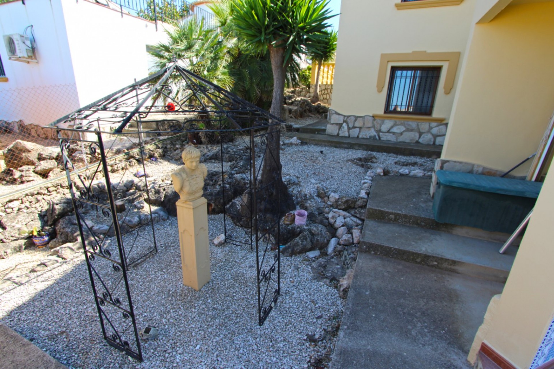 Sale - Villa -
El Ràfol d' Almúnia