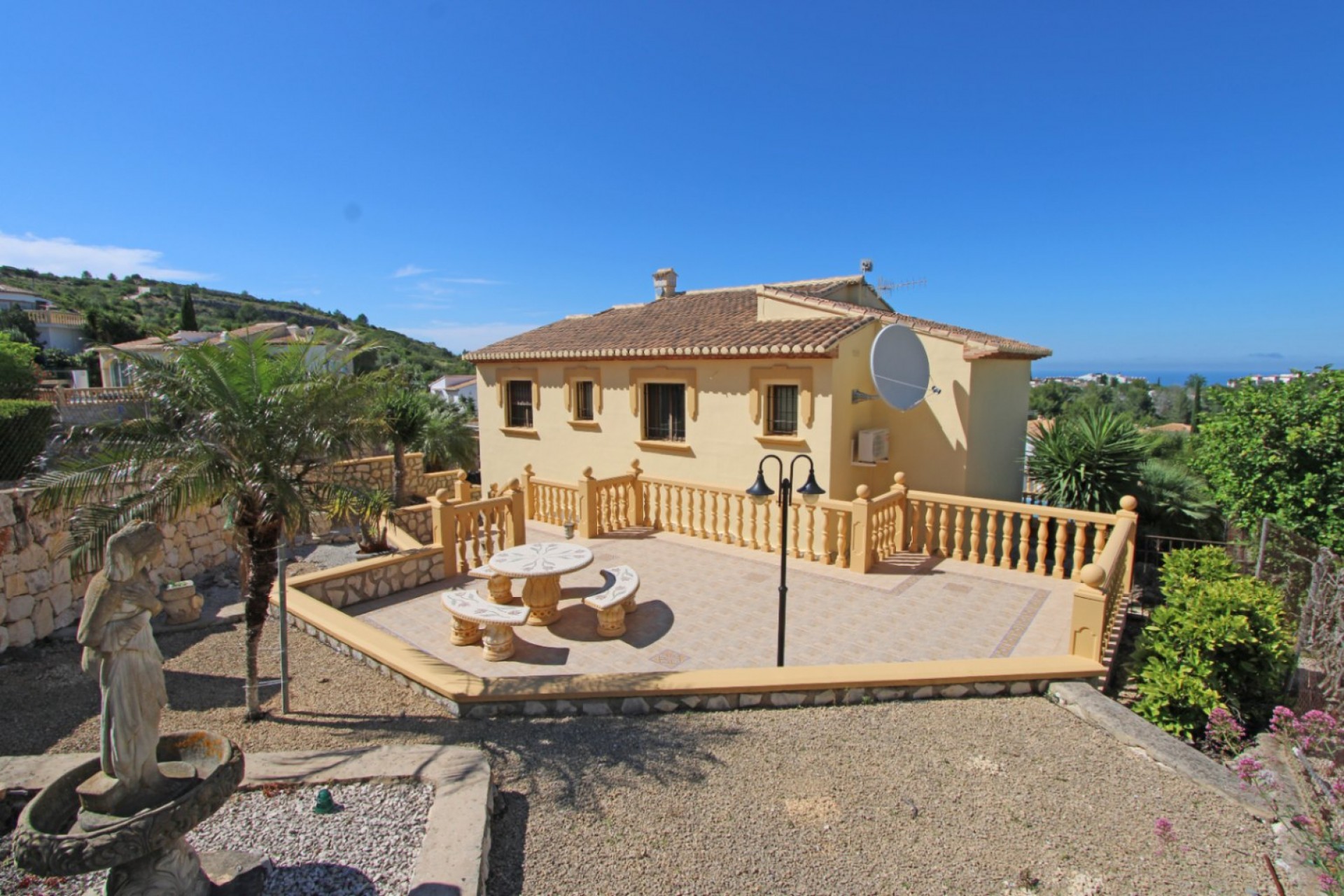 Sale - Villa -
El Ràfol d' Almúnia