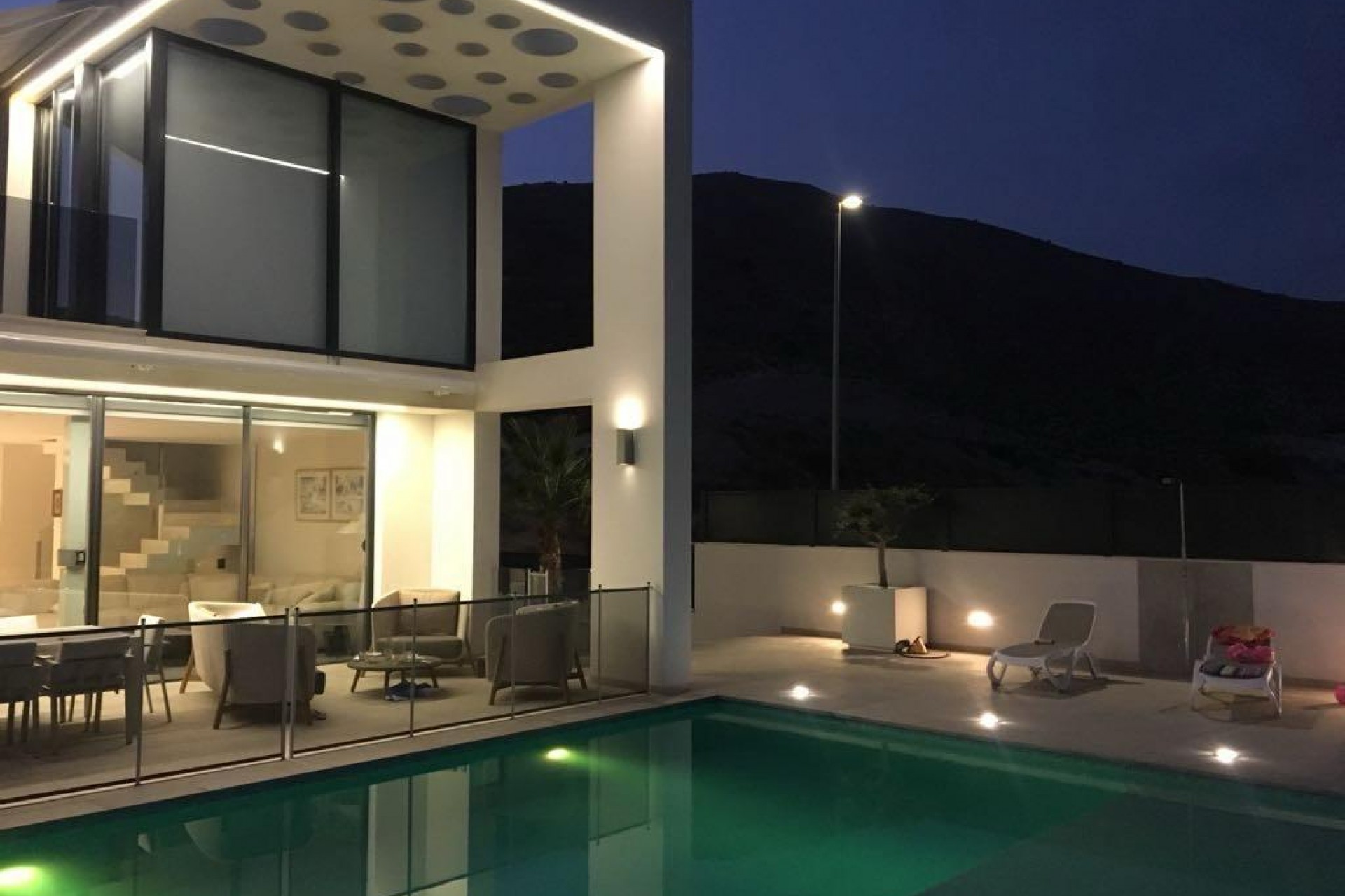 Sale - Villa -
Finestrat - Balcón de finestrat