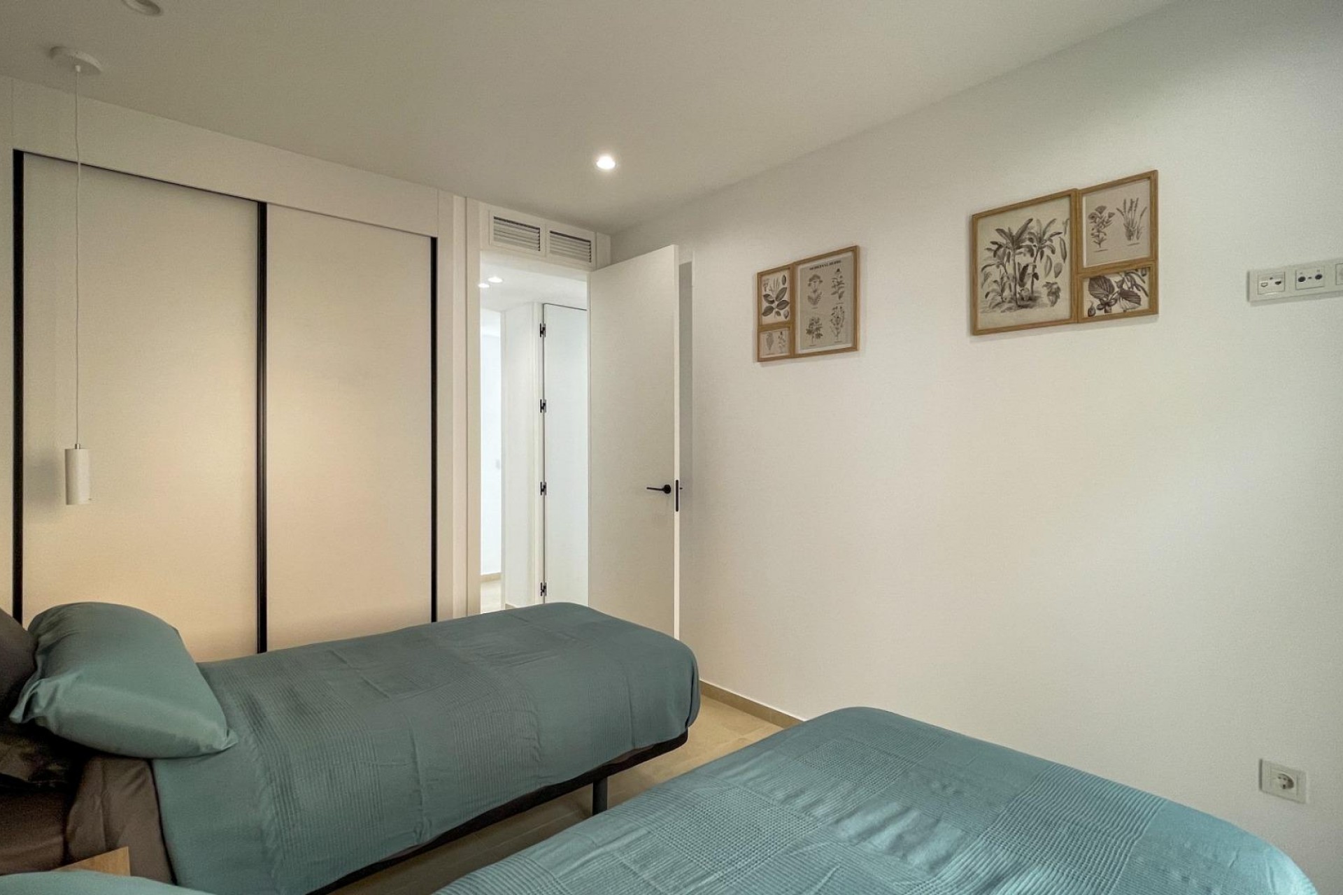 Sale - Villa -
Finestrat - Sector 13