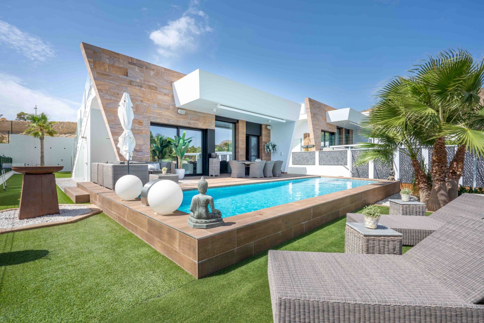 Sale - Villa -
Finestrat