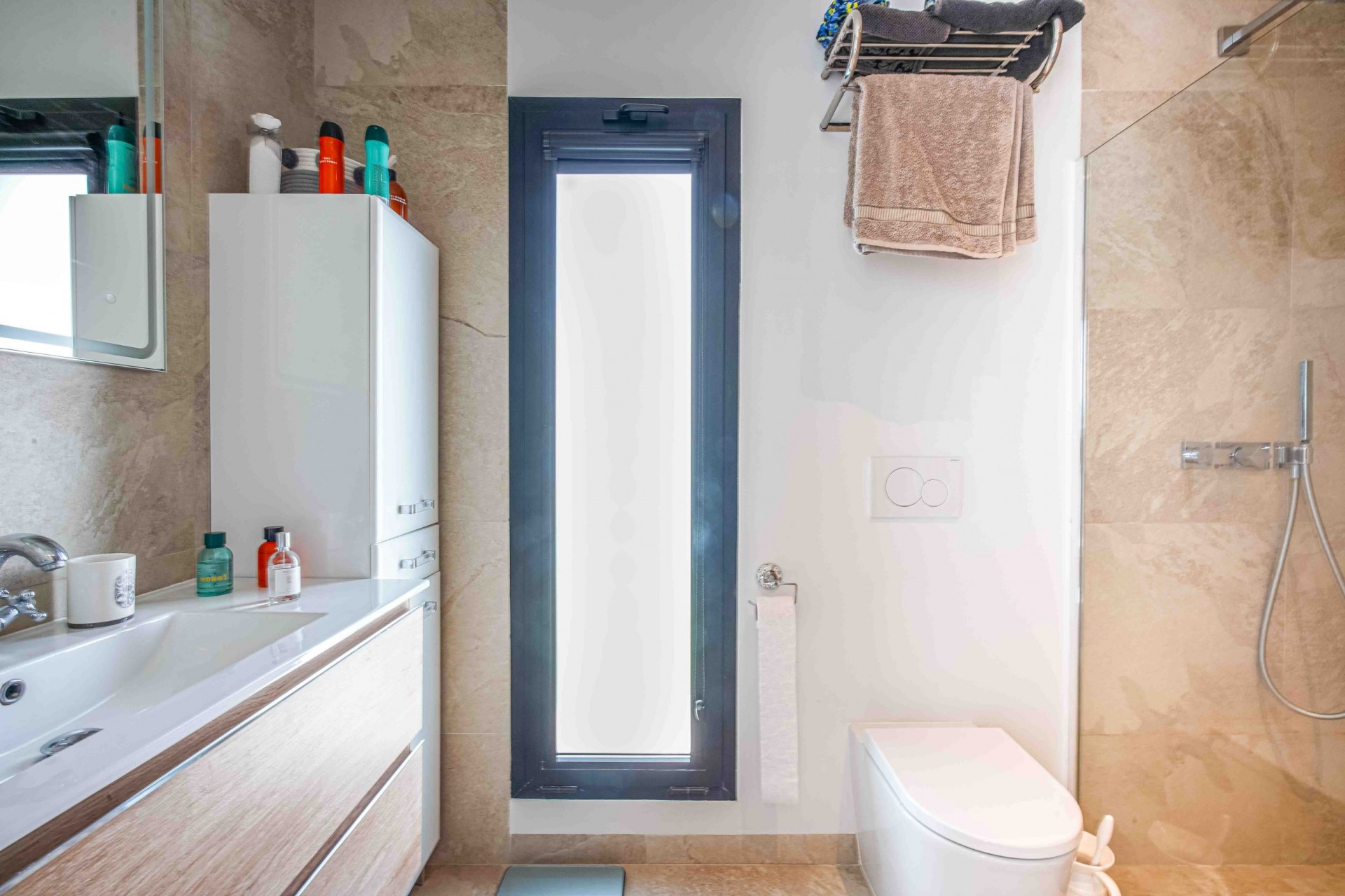 Sale - Villa -
Finestrat