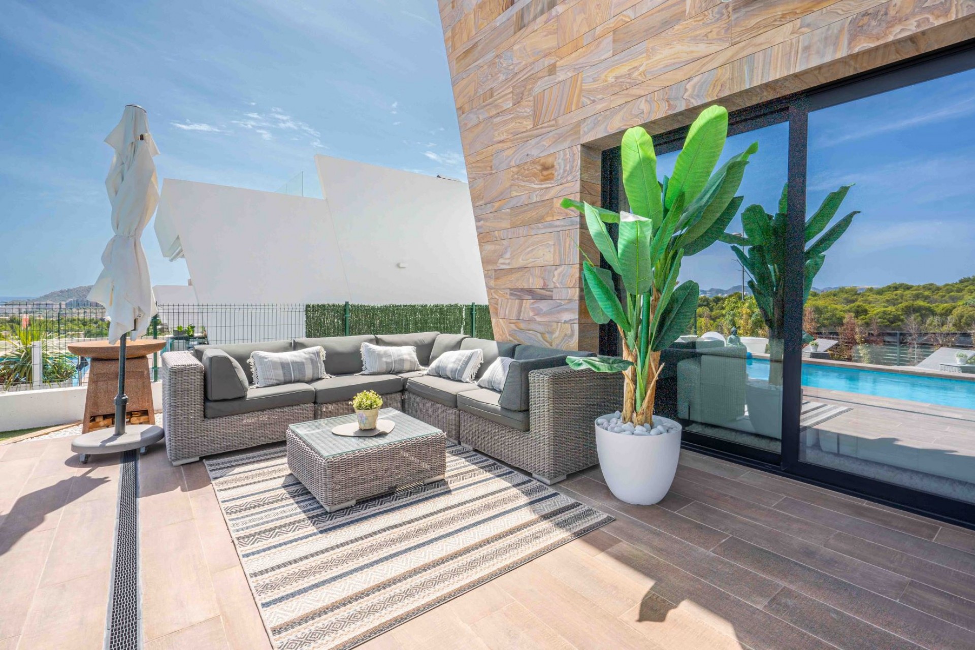 Sale - Villa -
Finestrat