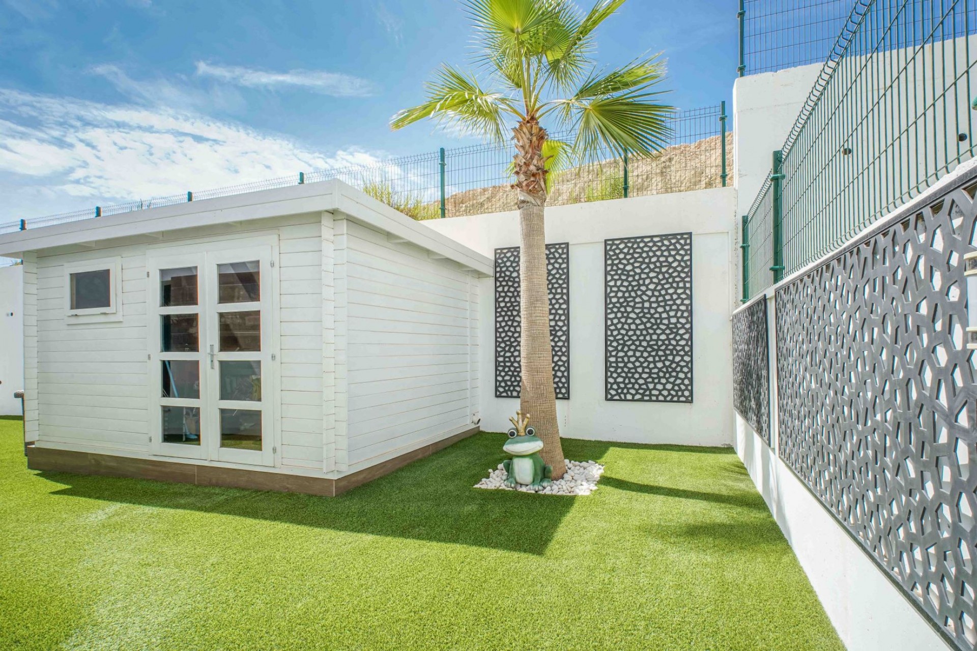 Sale - Villa -
Finestrat