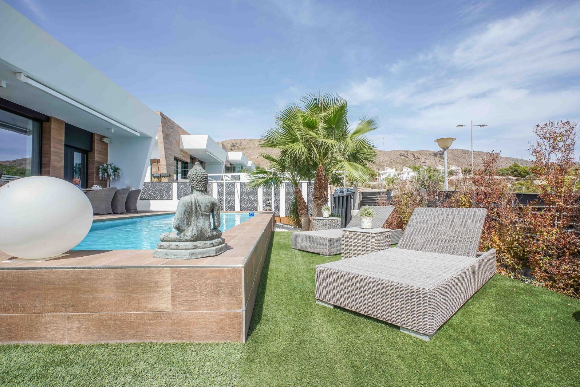 Sale - Villa -
Finestrat