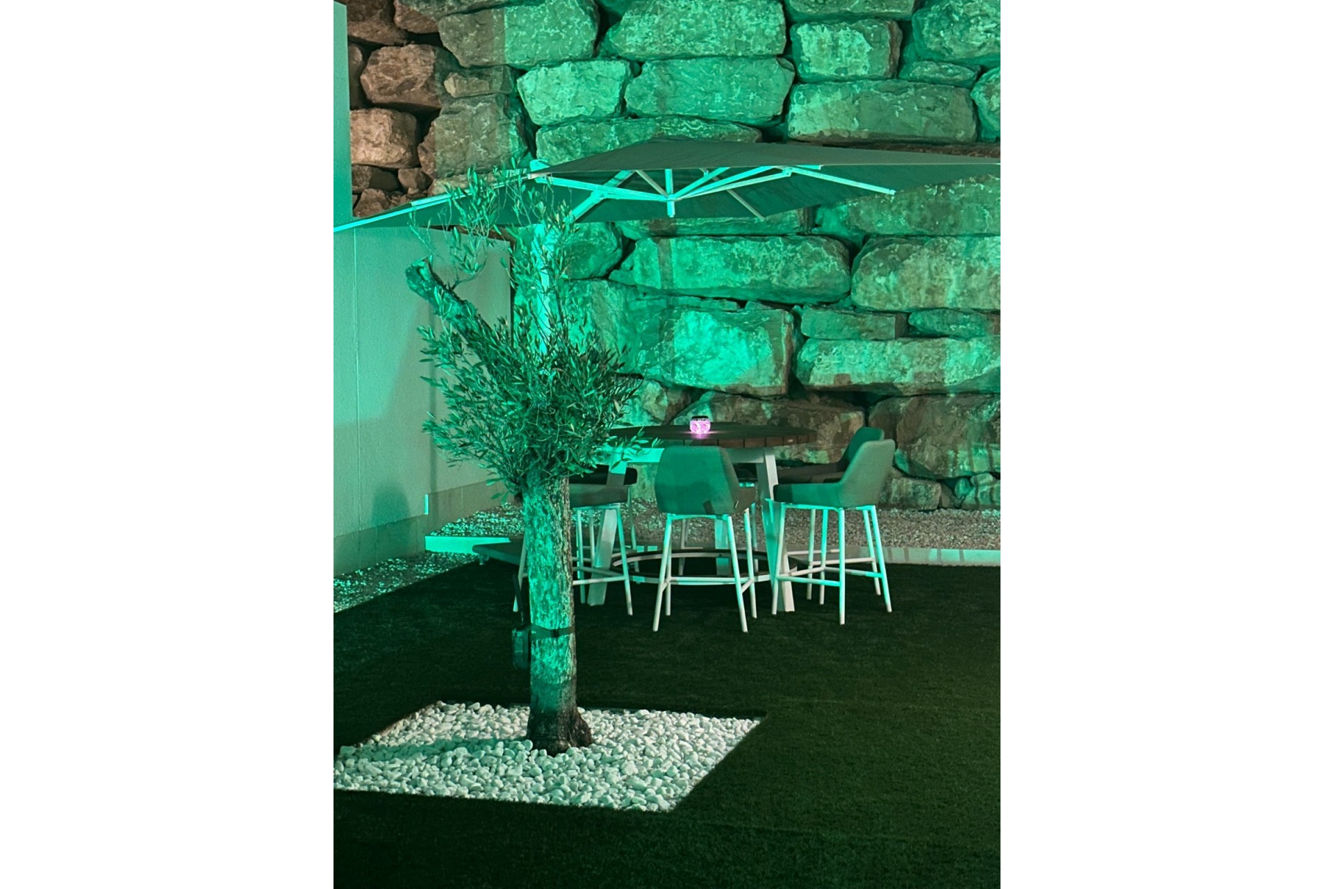 Sale - Villa -
Finestrat