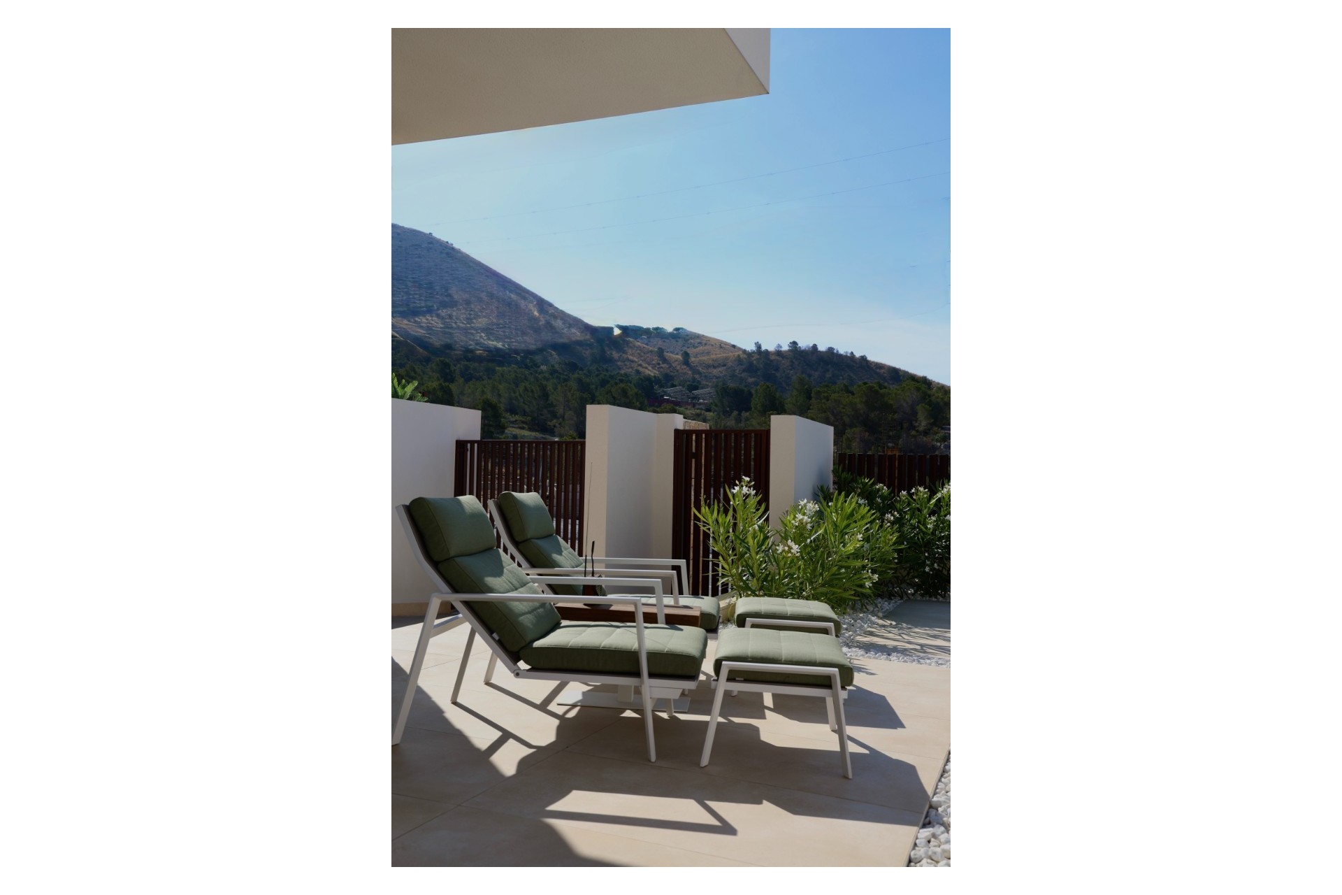 Sale - Villa -
Finestrat