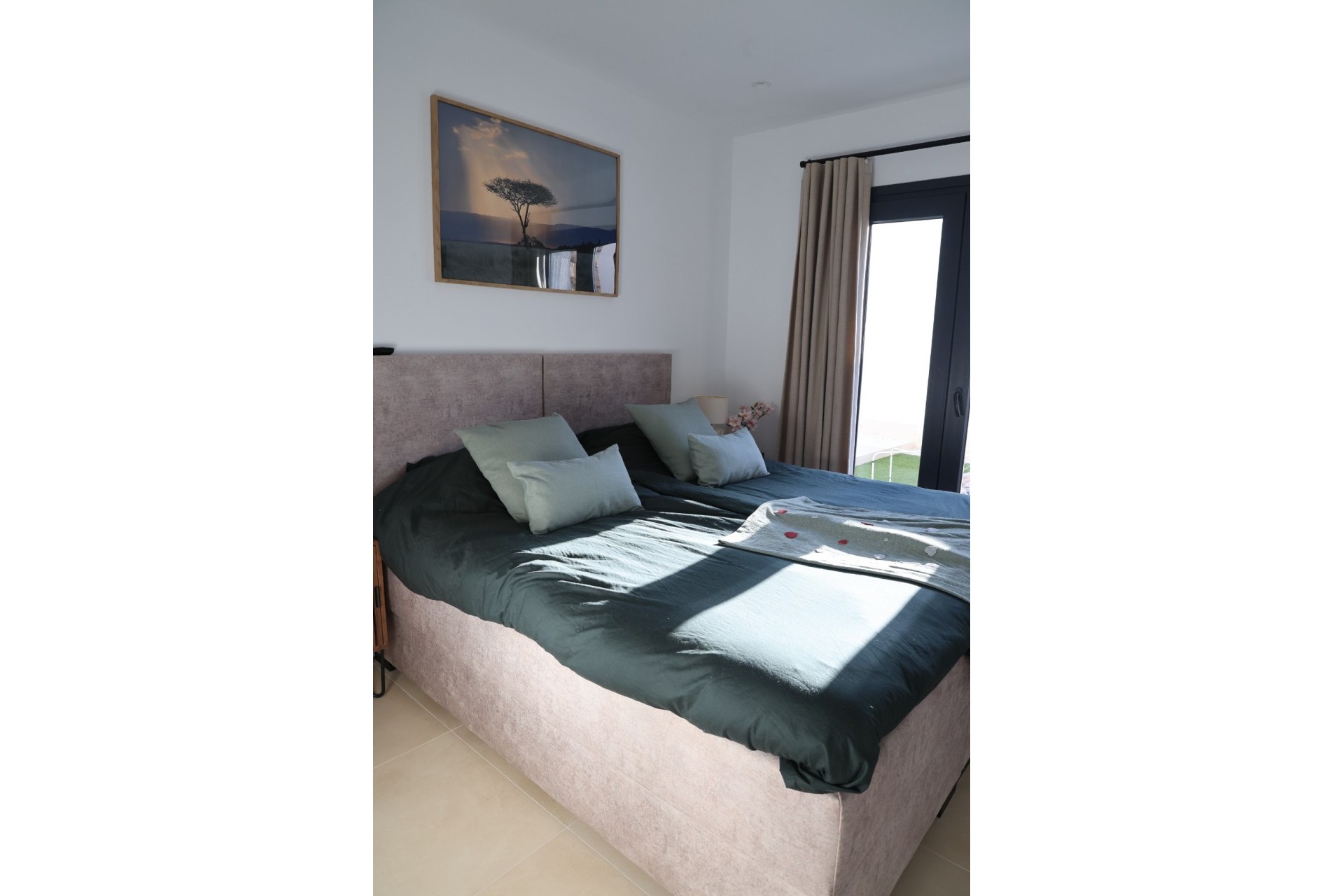 Sale - Villa -
Finestrat