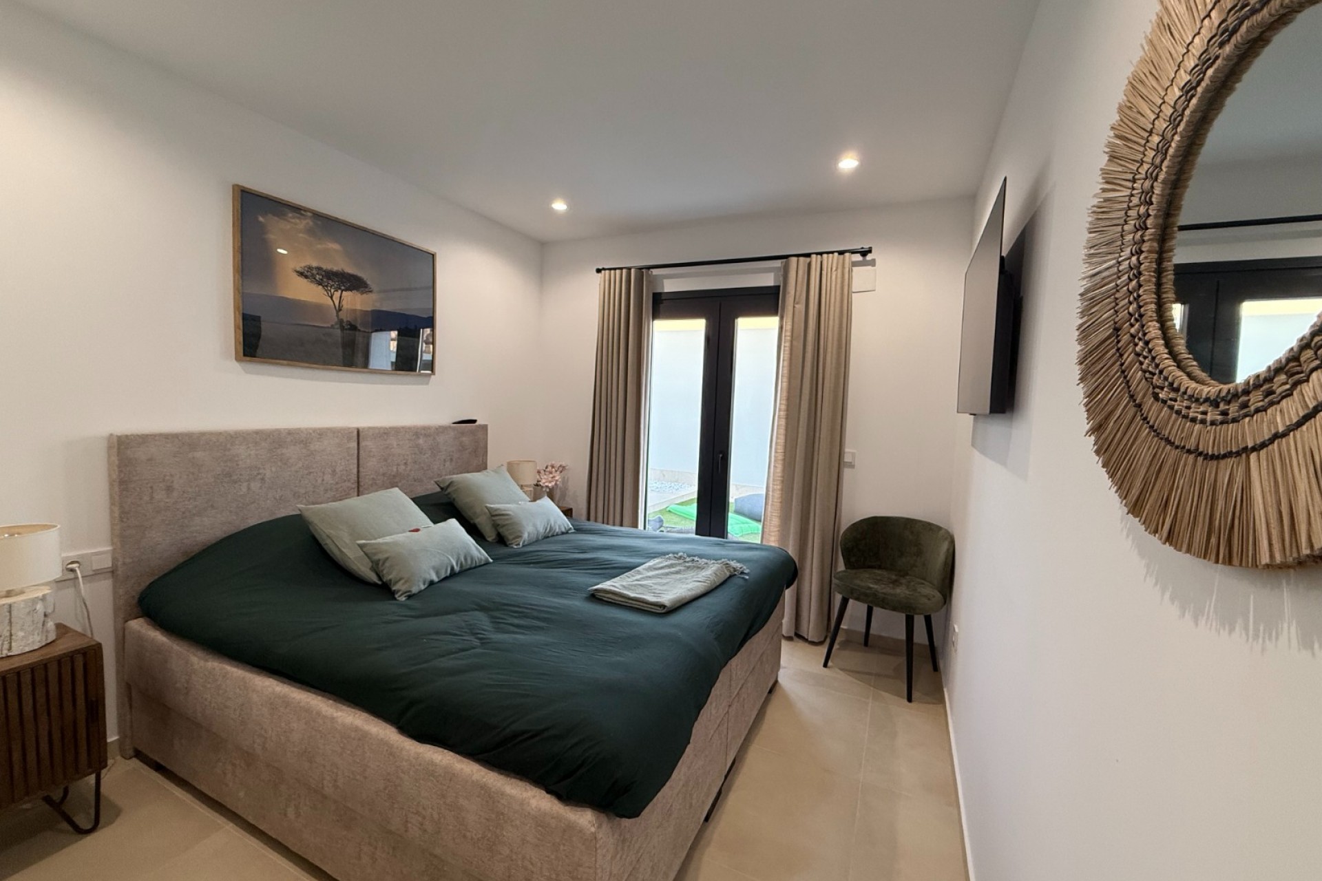 Sale - Villa -
Finestrat