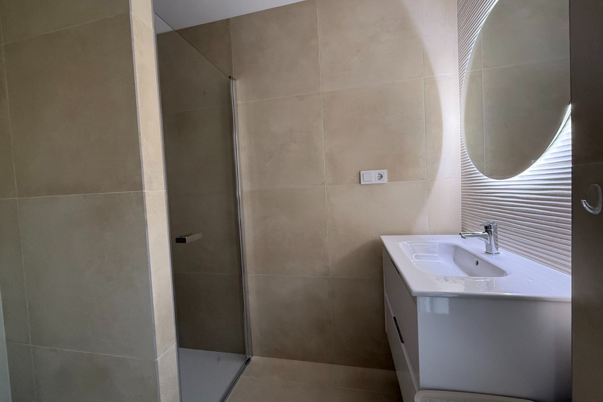 Sale - Villa -
Finestrat