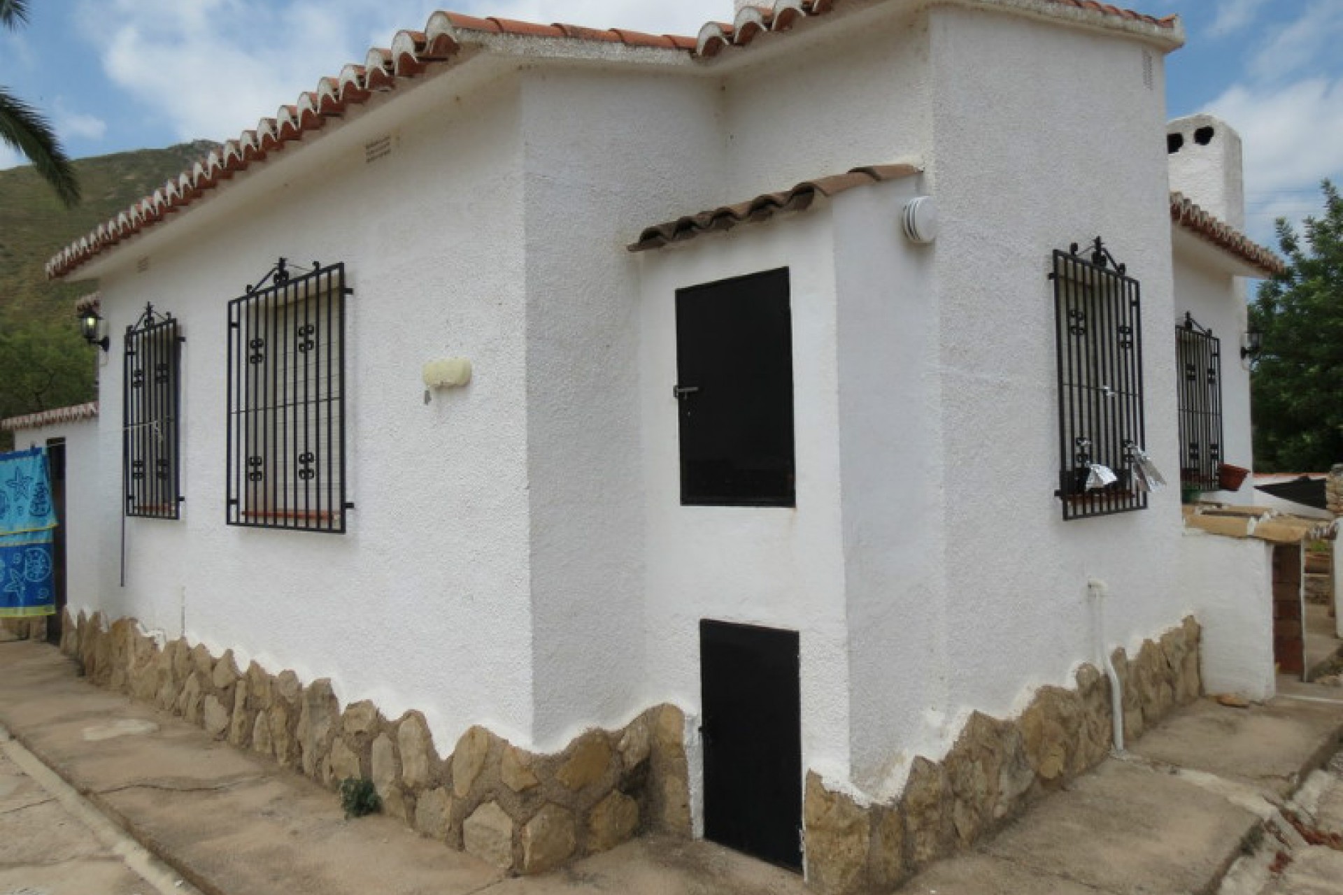 Sale - Villa -
Jalon