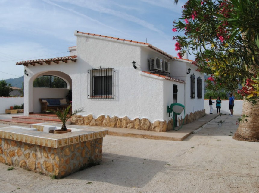 Sale - Villa -
Jalon