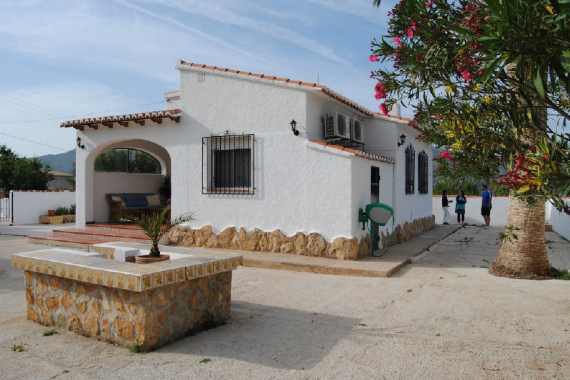 Sale - Villa -
Jalon