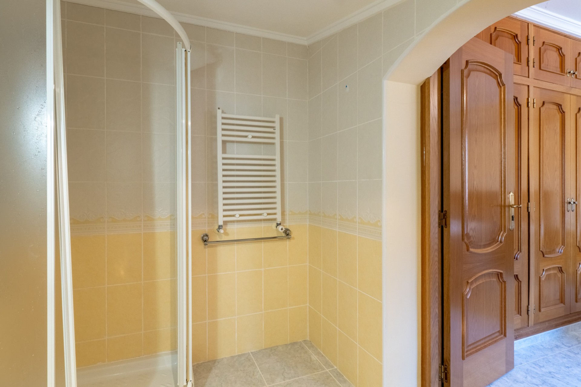 Sale - Villa -
Jalon