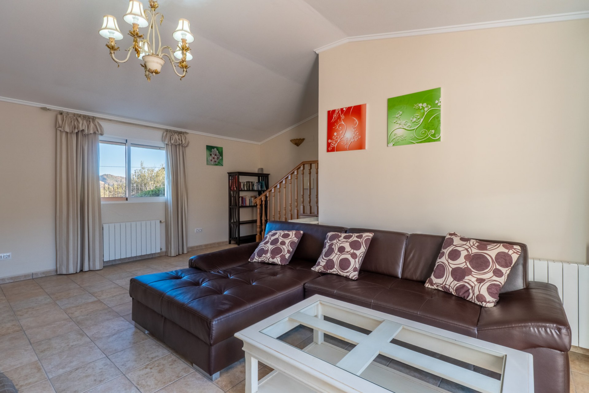 Sale - Villa -
Jalon